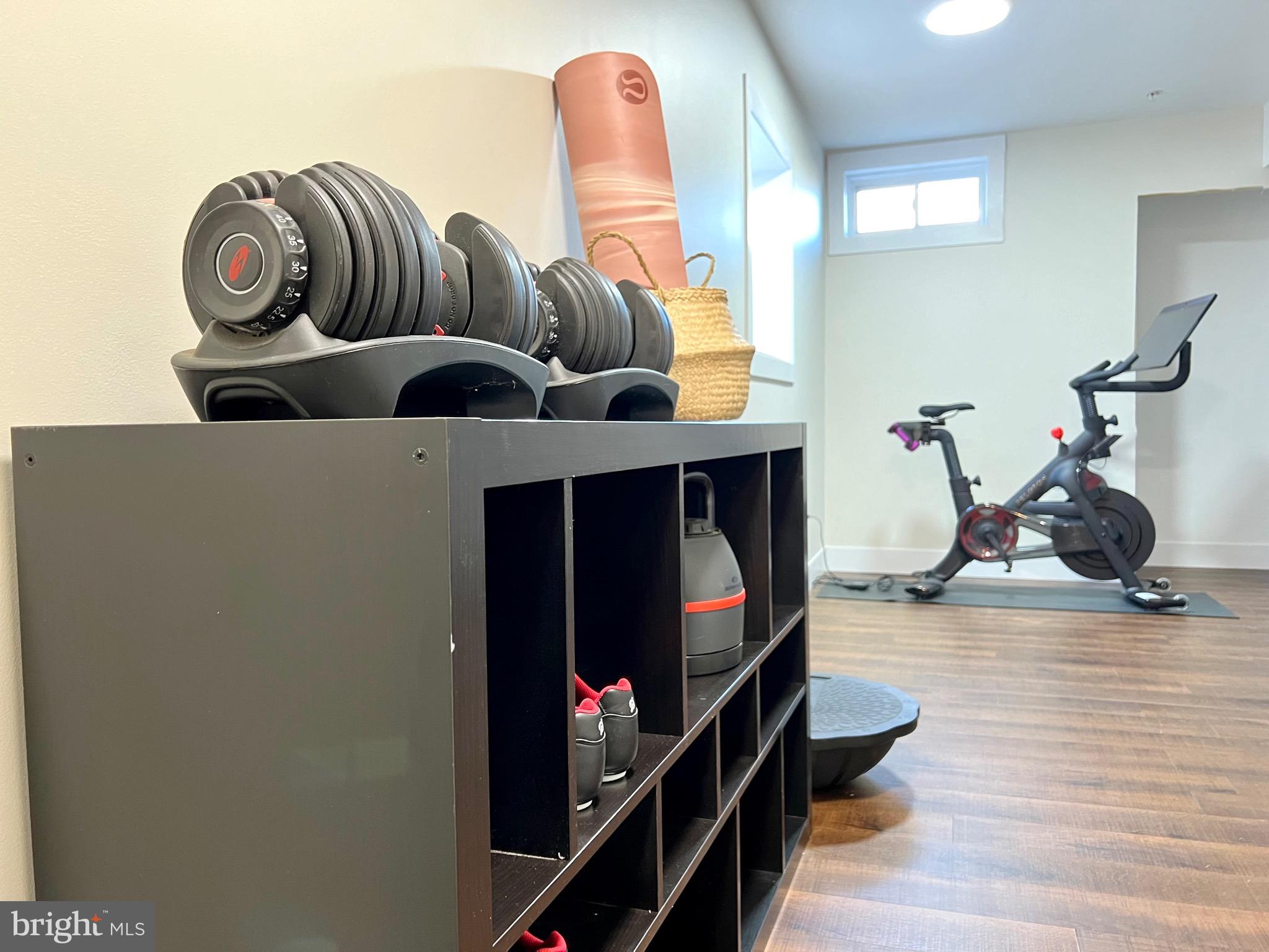 MYRTLE POINT - Residential