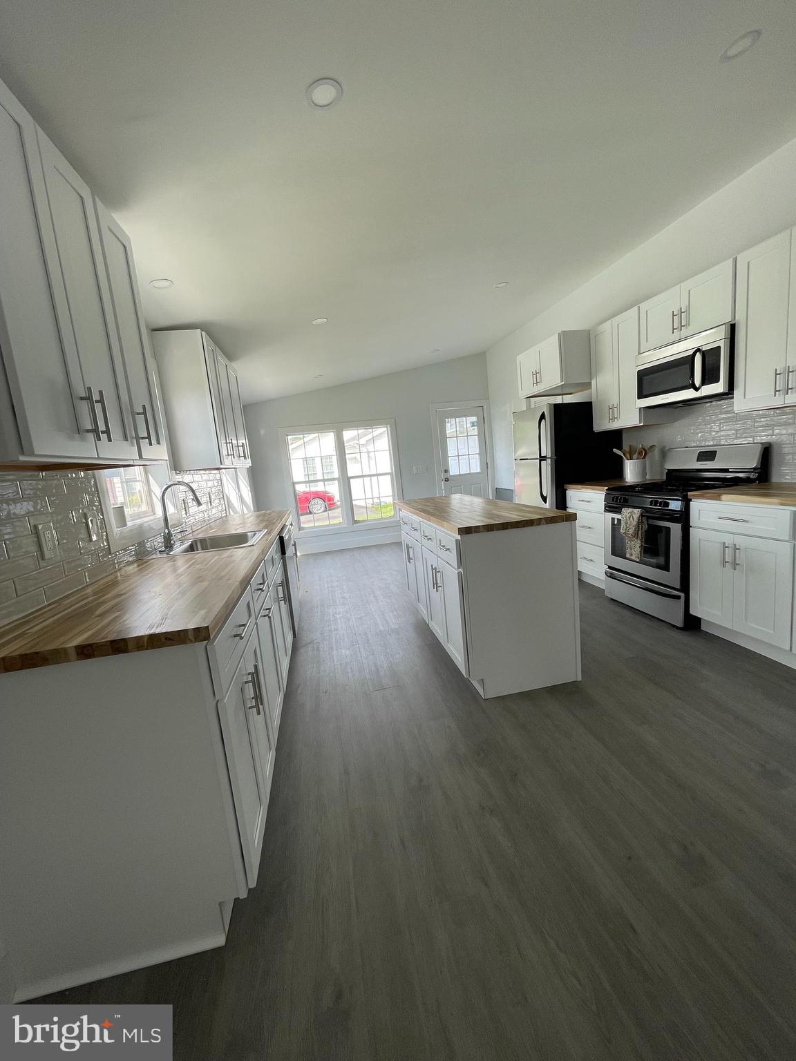 WILD MEADOWS - Residential