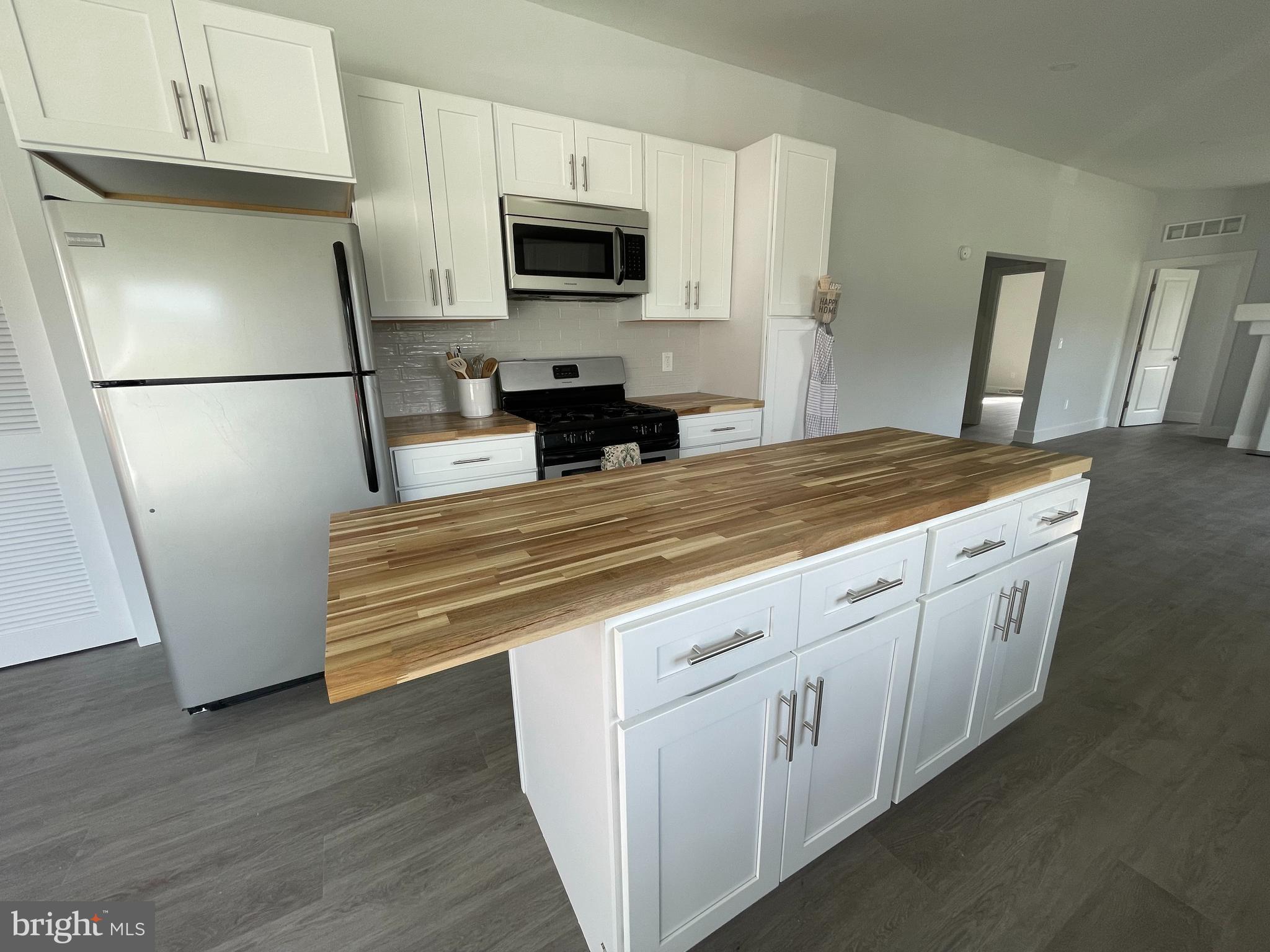 WILD MEADOWS - Residential