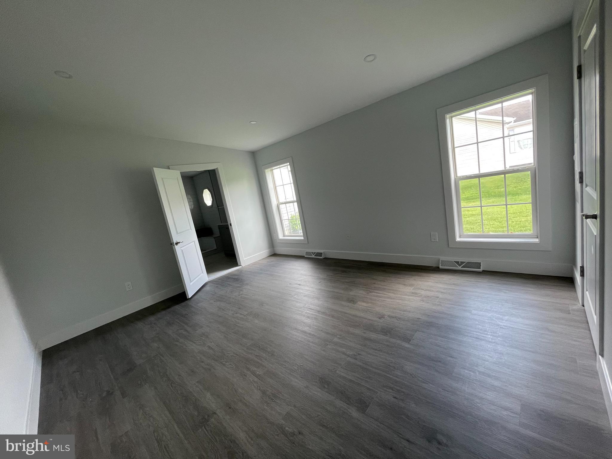 WILD MEADOWS - Residential