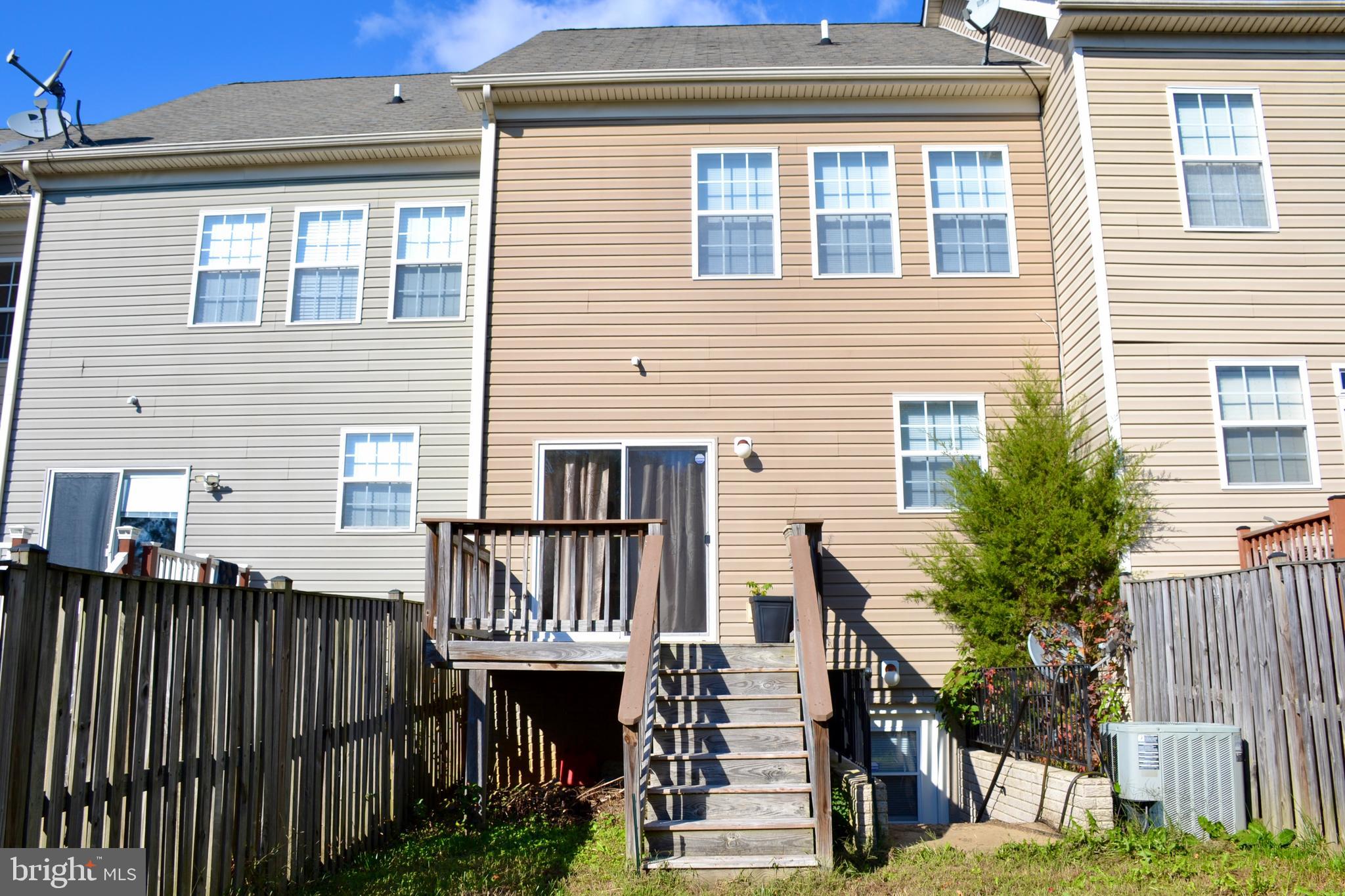 WILLOW GATE - Residential Lease