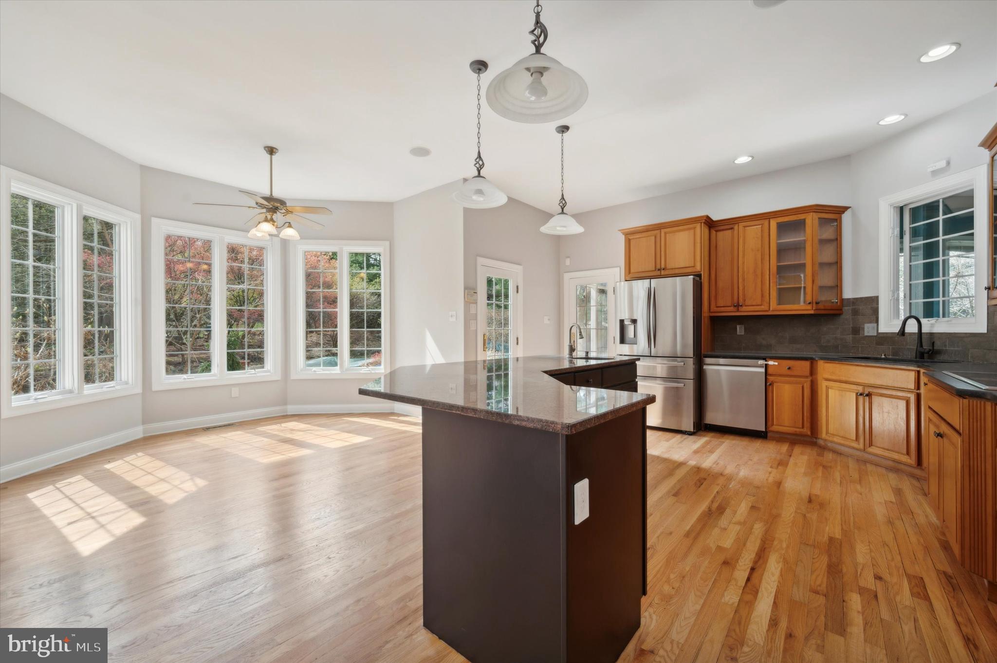 FIVORMOR - Residential