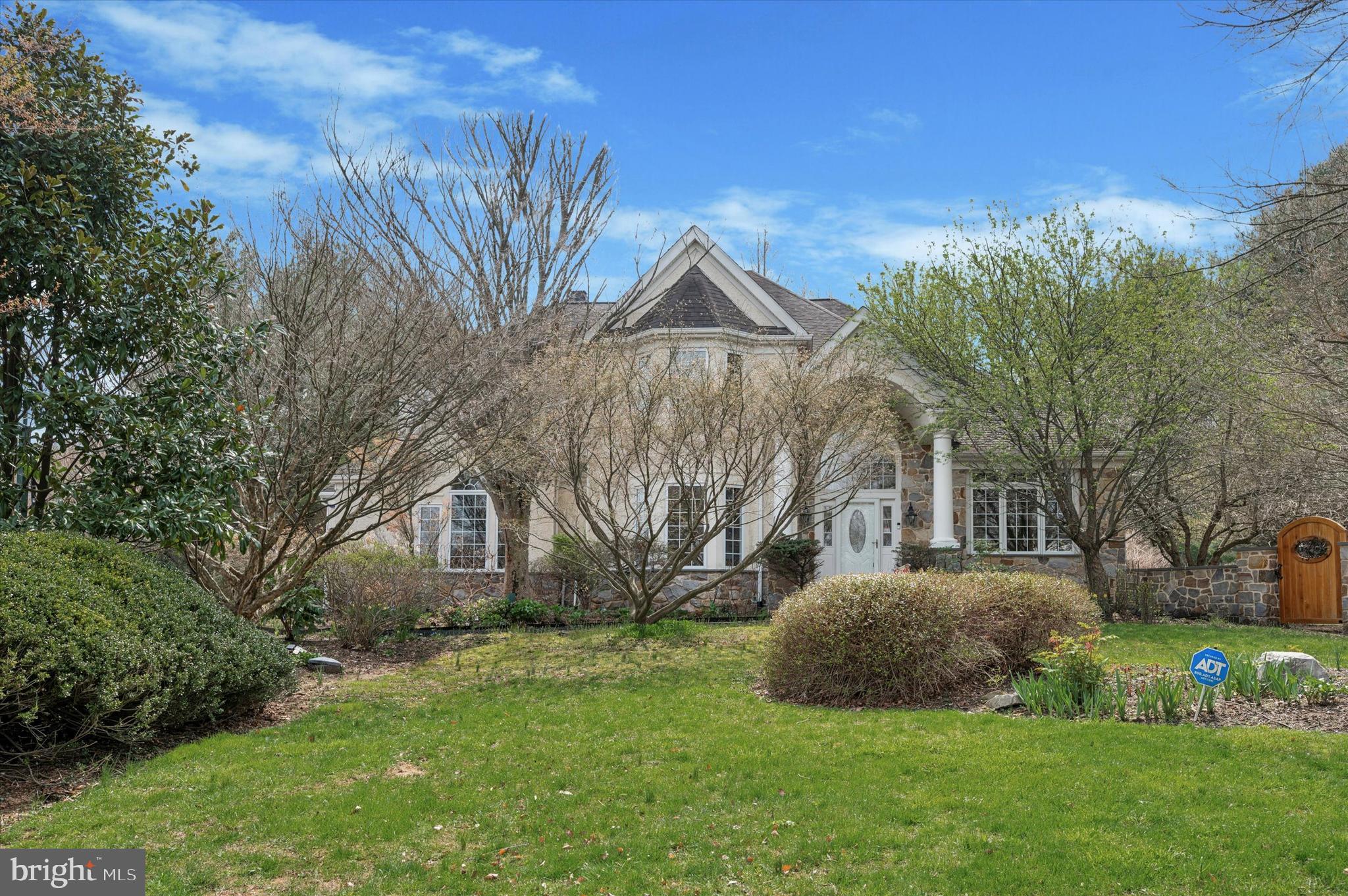 FIVORMOR - Residential