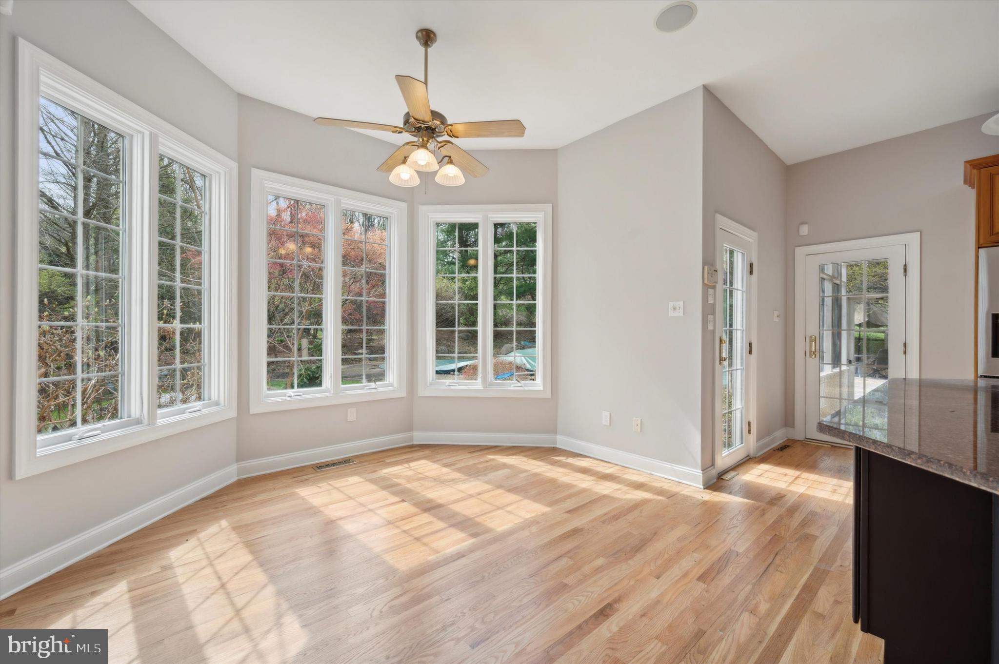 FIVORMOR - Residential