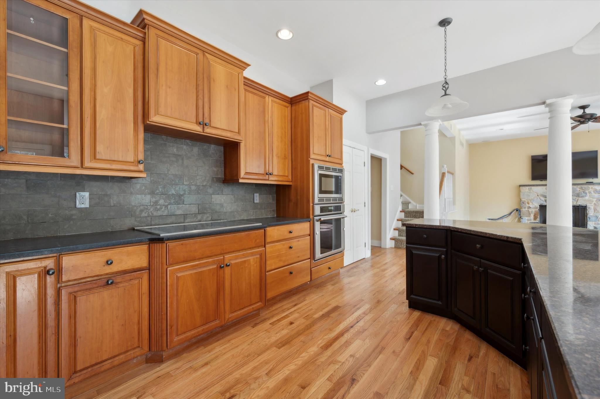 FIVORMOR - Residential