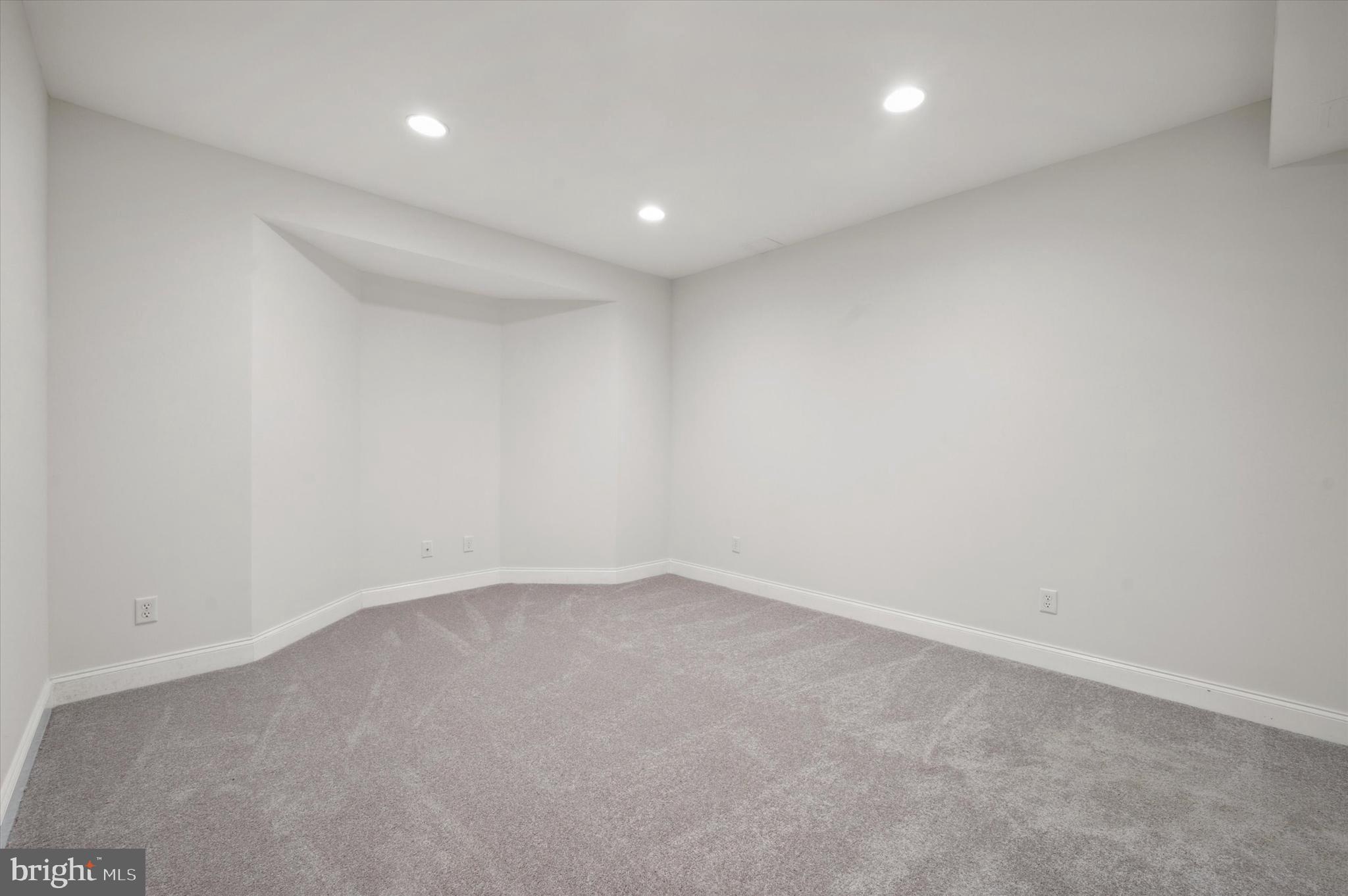 FIVORMOR - Residential