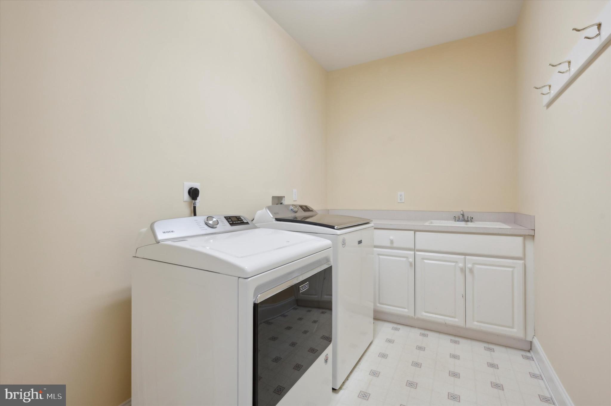 FIVORMOR - Residential