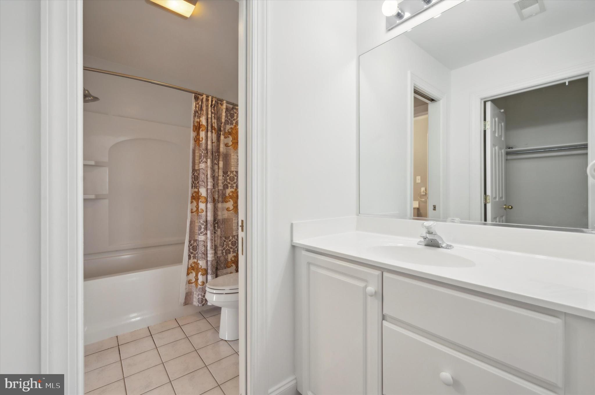 FIVORMOR - Residential