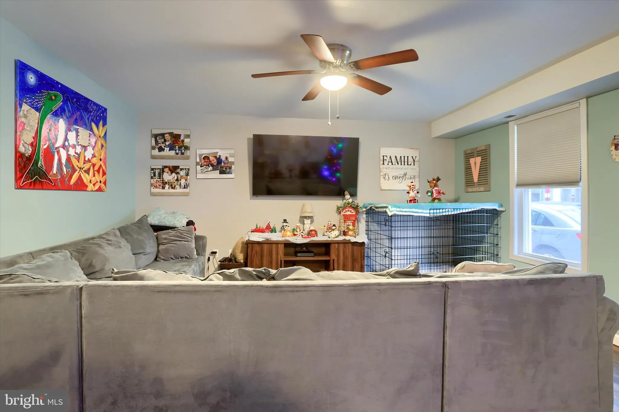 Mechanicsburg, Pennsylvania 17055, United States, 4 Bedrooms Bedrooms, ,2 BathroomsBathrooms,Residential,Pending,250837