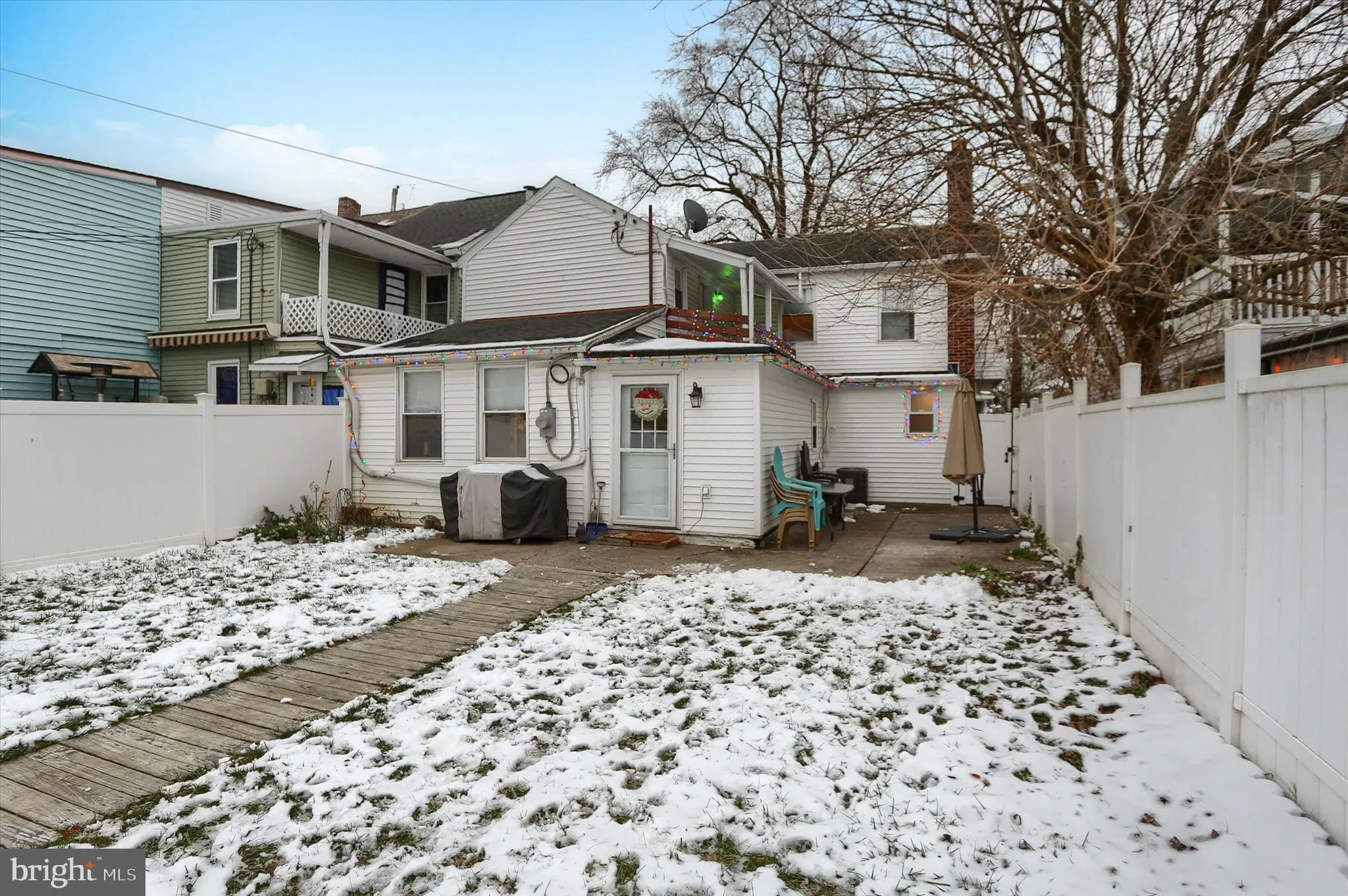 Mechanicsburg, Pennsylvania 17055, United States, 4 Bedrooms Bedrooms, ,2 BathroomsBathrooms,Residential,Pending,250837