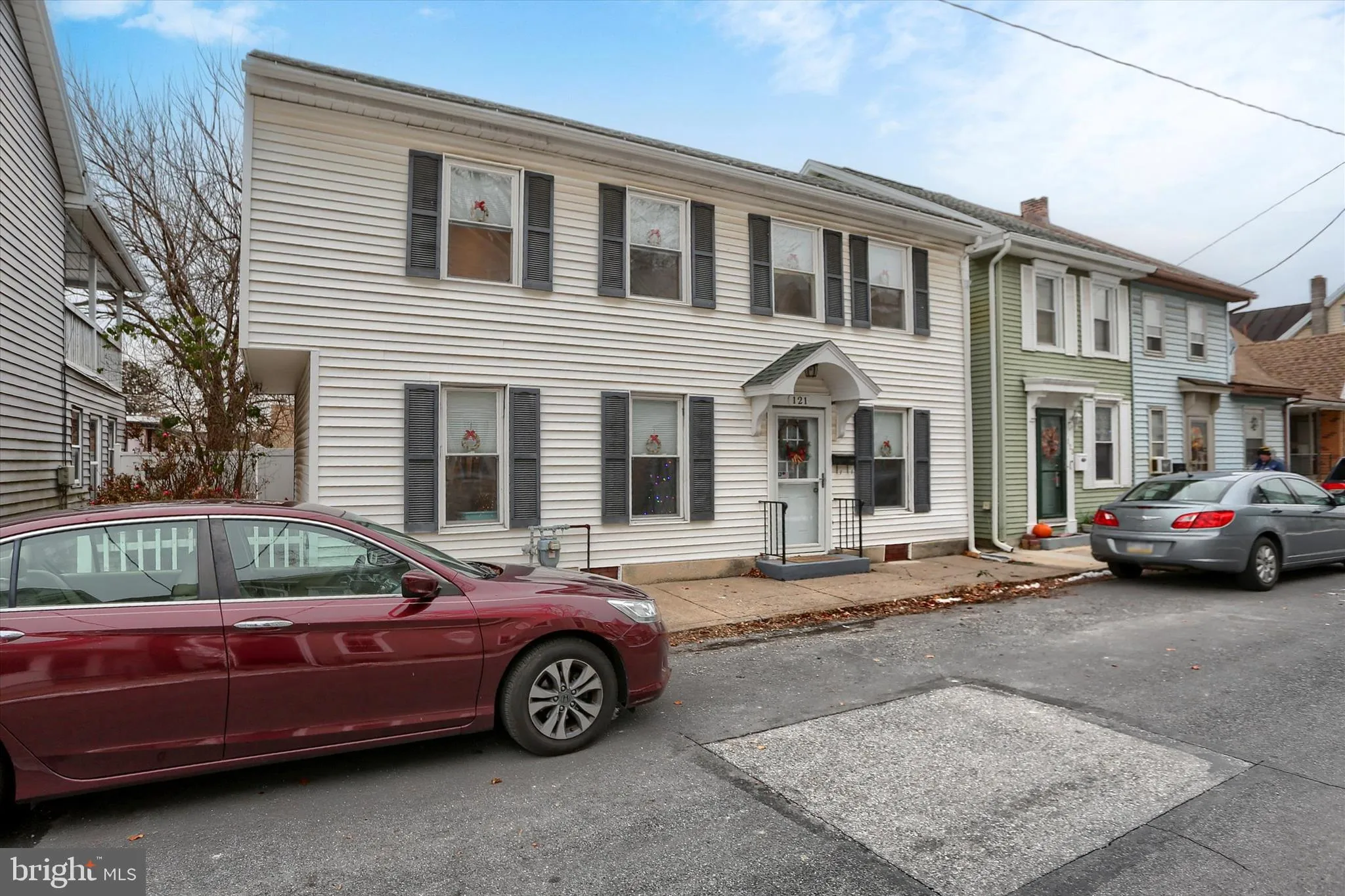 Mechanicsburg, Pennsylvania 17055, United States, 4 Bedrooms Bedrooms, ,2 BathroomsBathrooms,Residential,Pending,250837