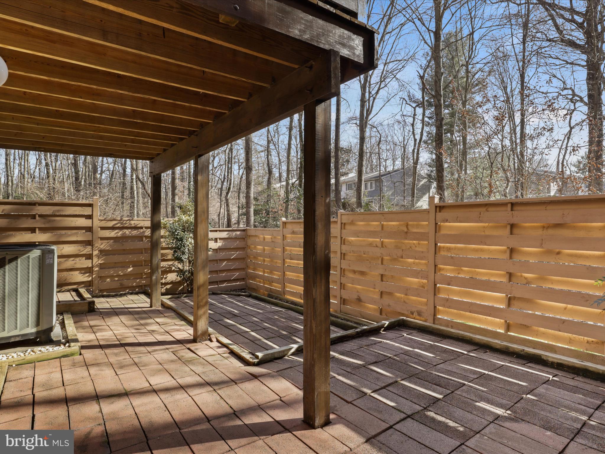 ARBOR GLEN - Residential