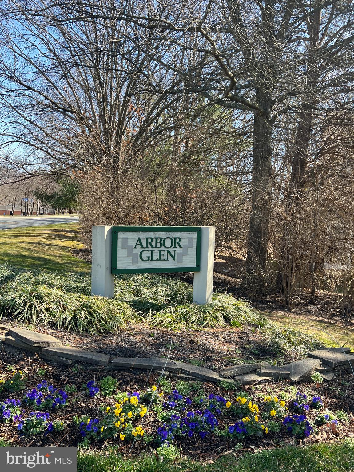 ARBOR GLEN - Residential