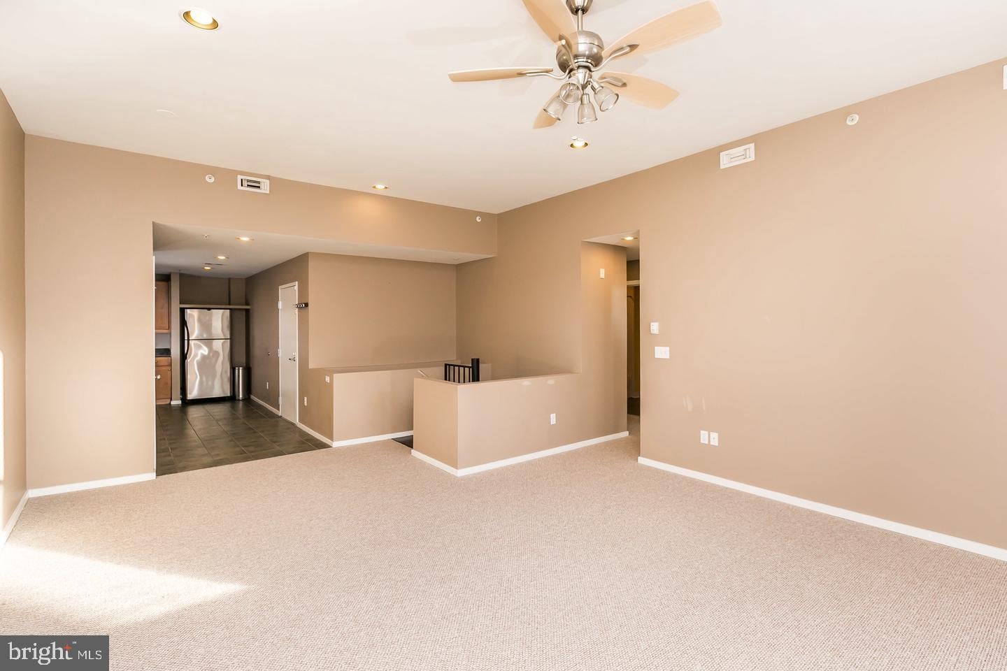 1211 LIGHT STREET 102