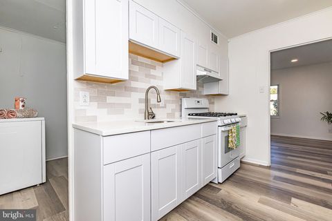 252 N OLDS BOULEVARD FAIRLESS HILLS PA 19030