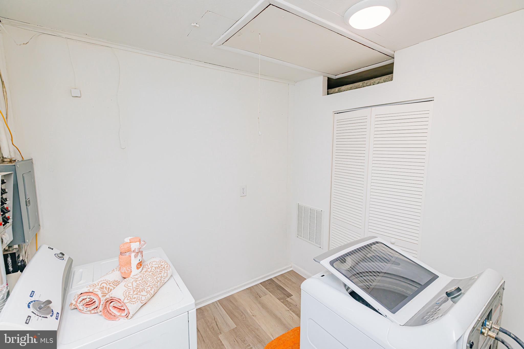 FAIRLESS HILLS - Residential