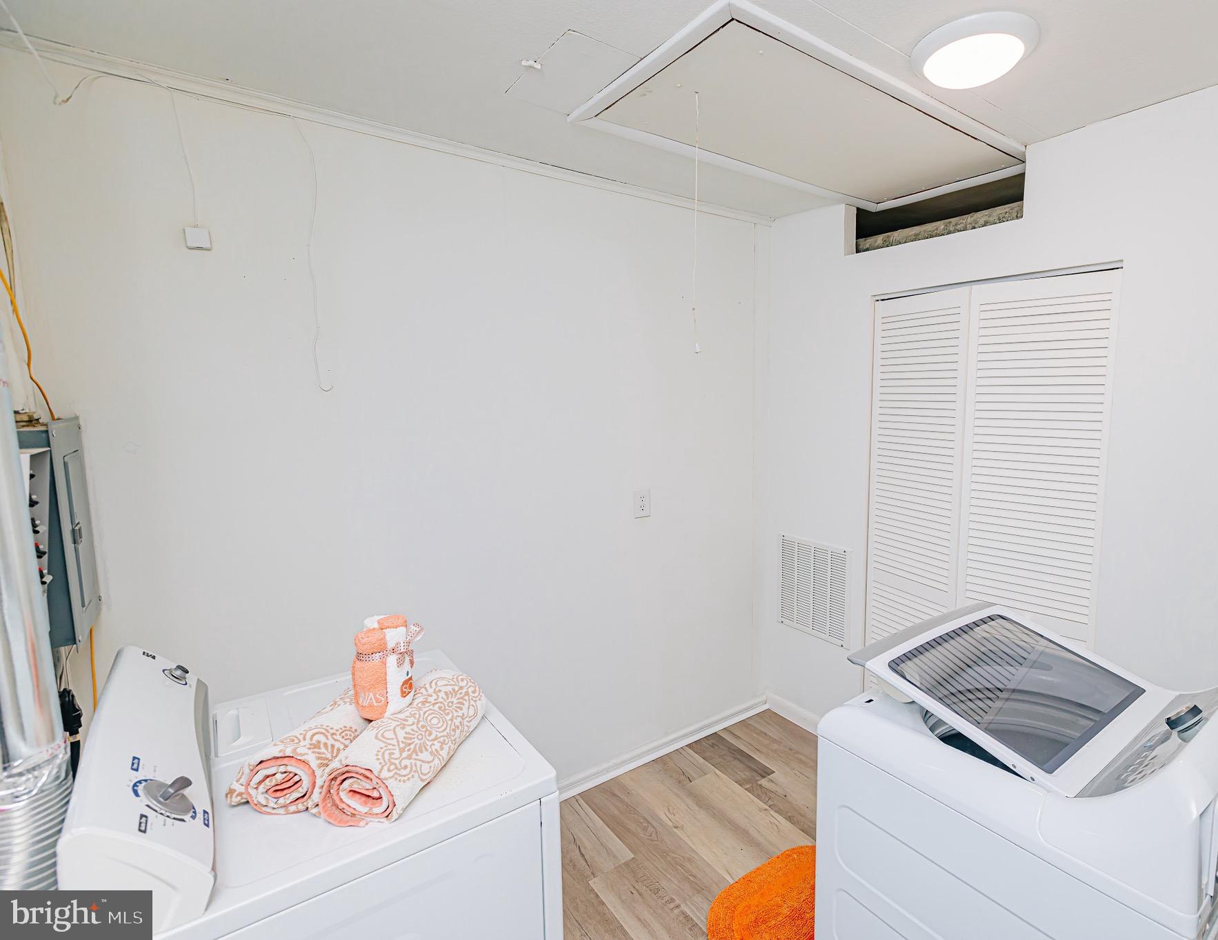 FAIRLESS HILLS - Residential