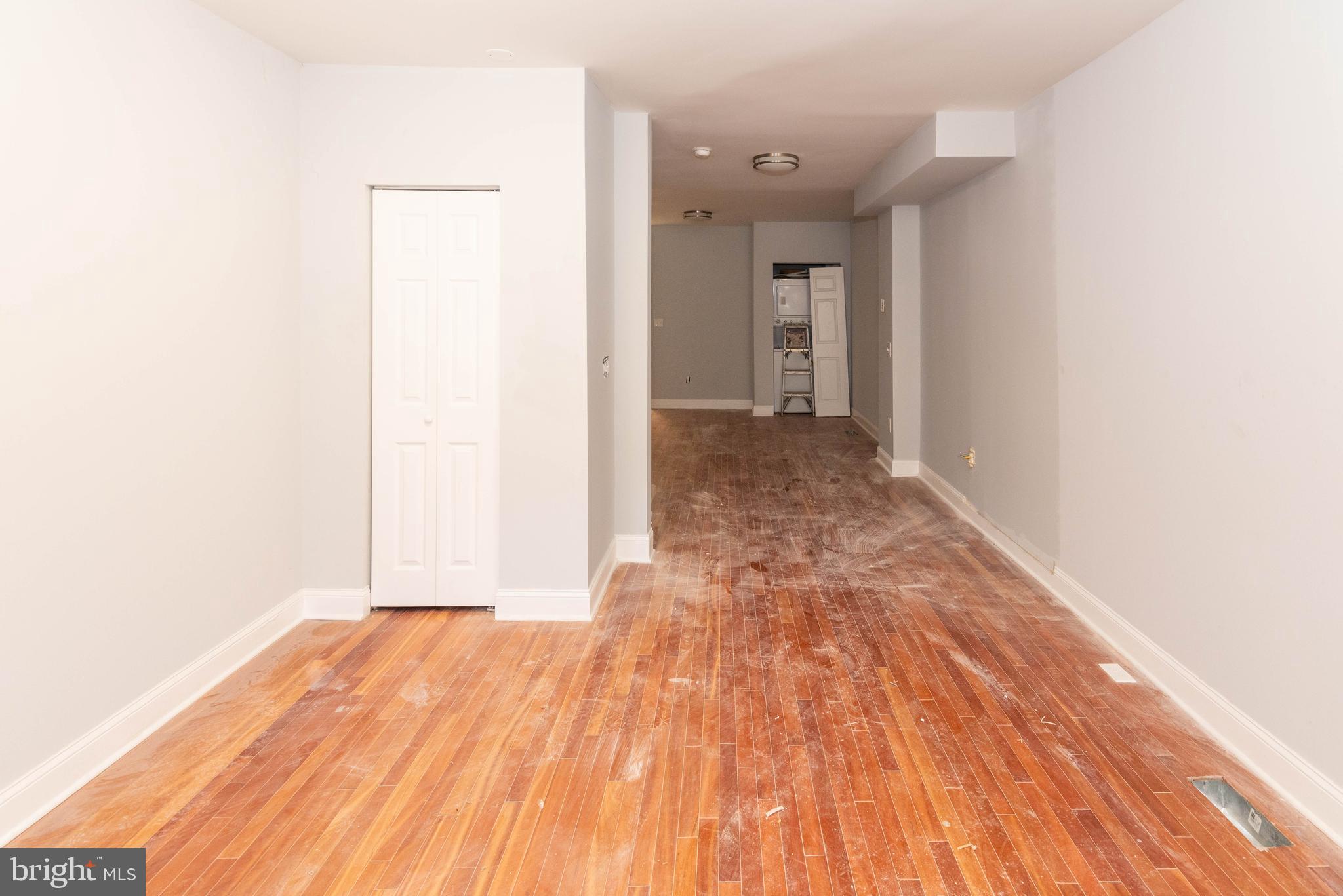 RESERVOIR HILL - Residential