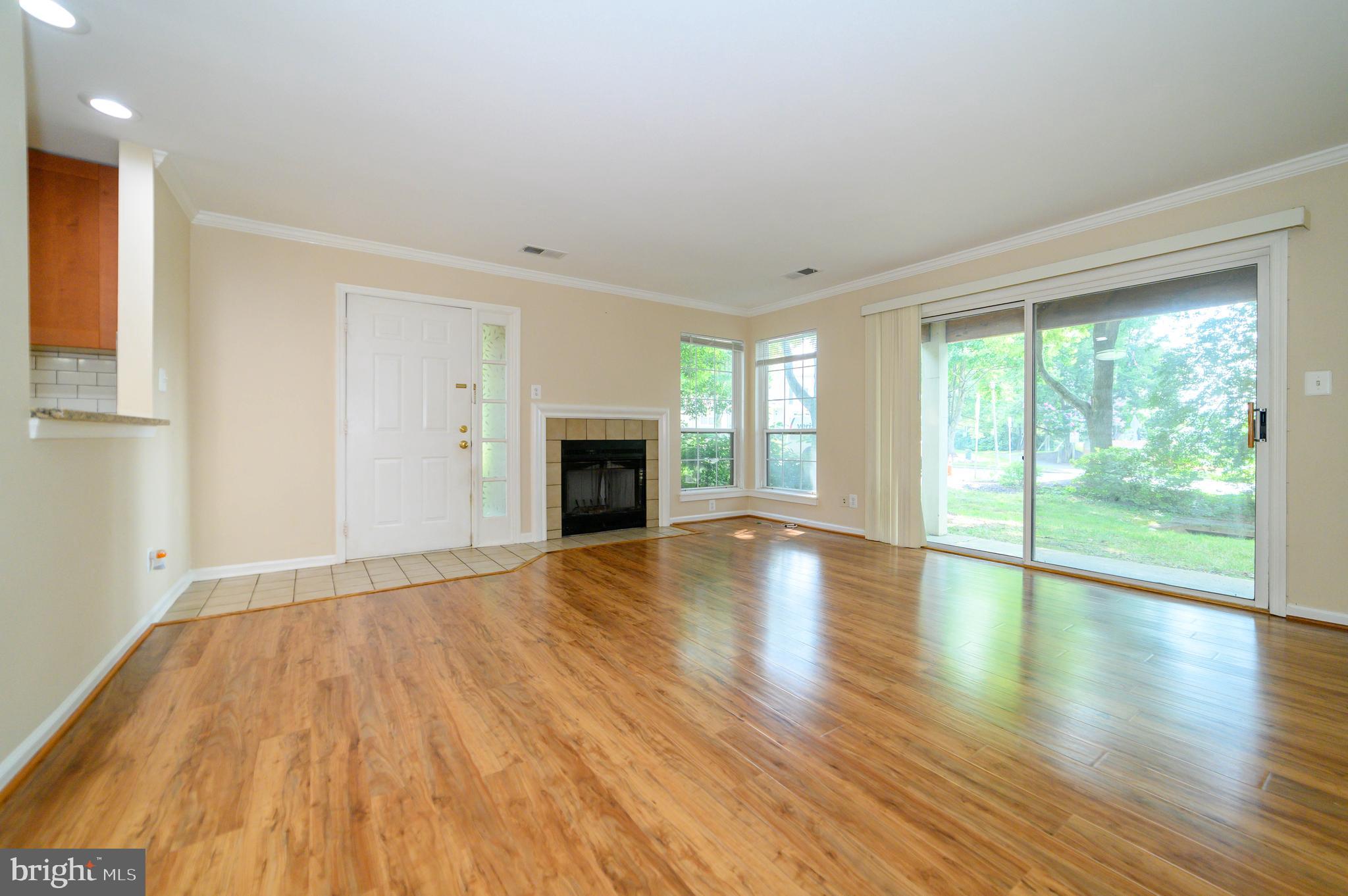 CARR AT PINECREST - Residential