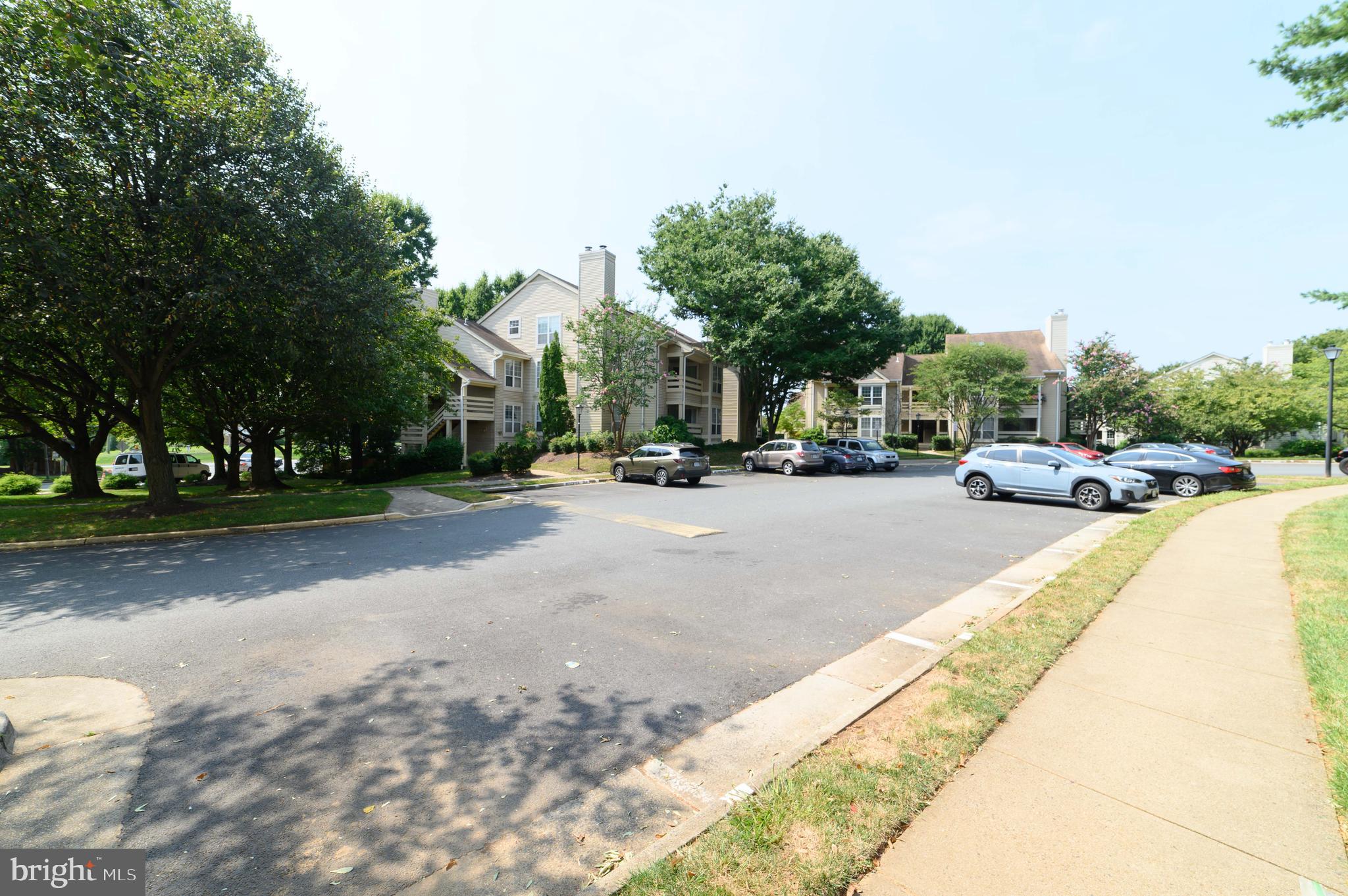 CARR AT PINECREST - Residential