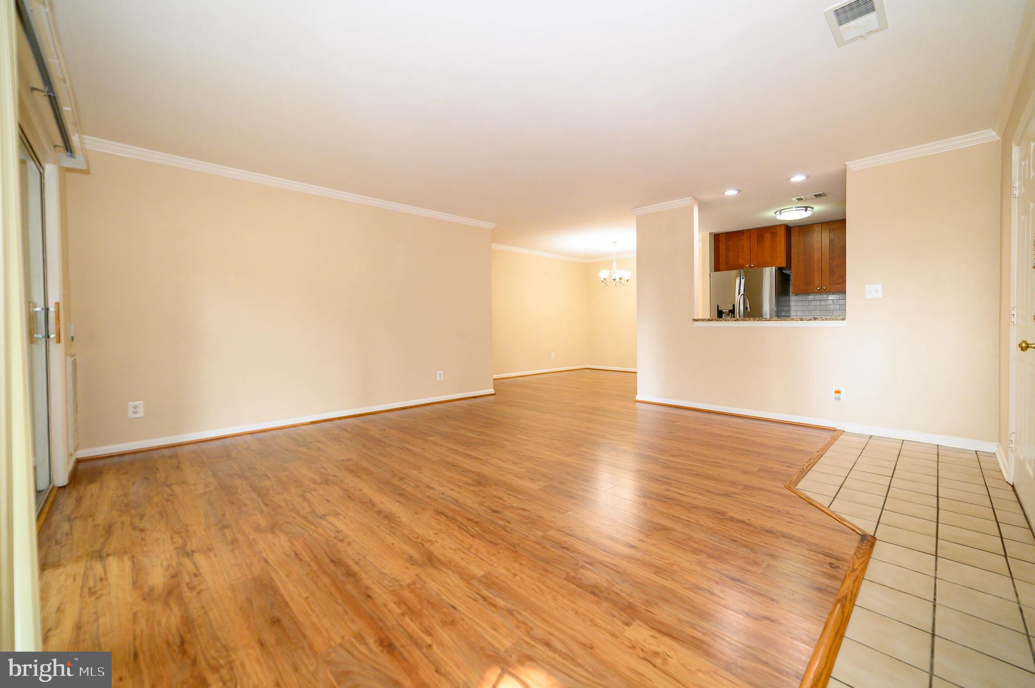 CARR AT PINECREST - Residential