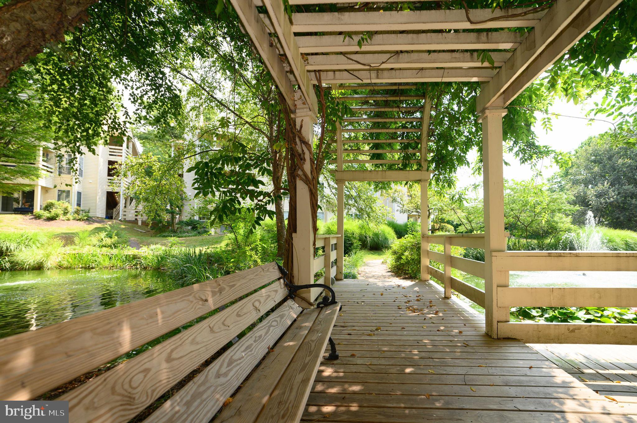 CARR AT PINECREST - Residential