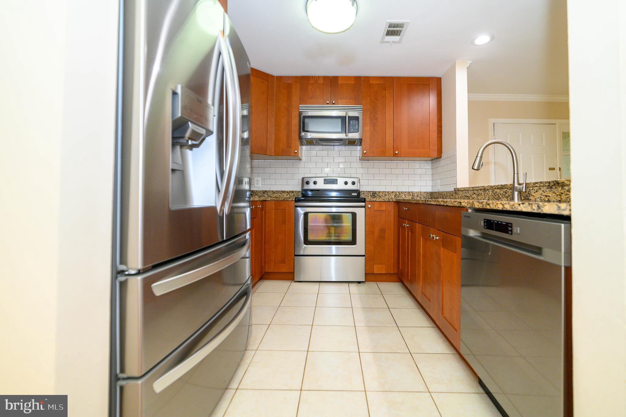 CARR AT PINECREST - Residential