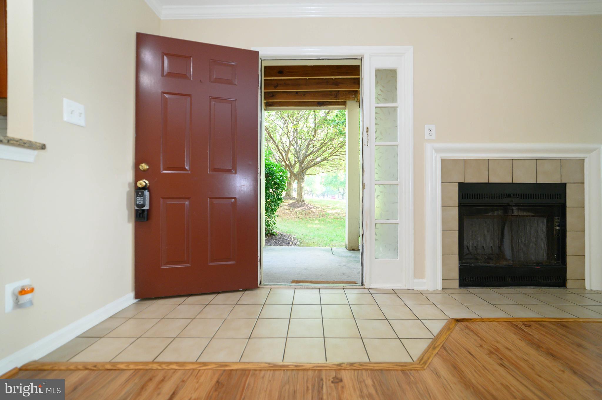 CARR AT PINECREST - Residential