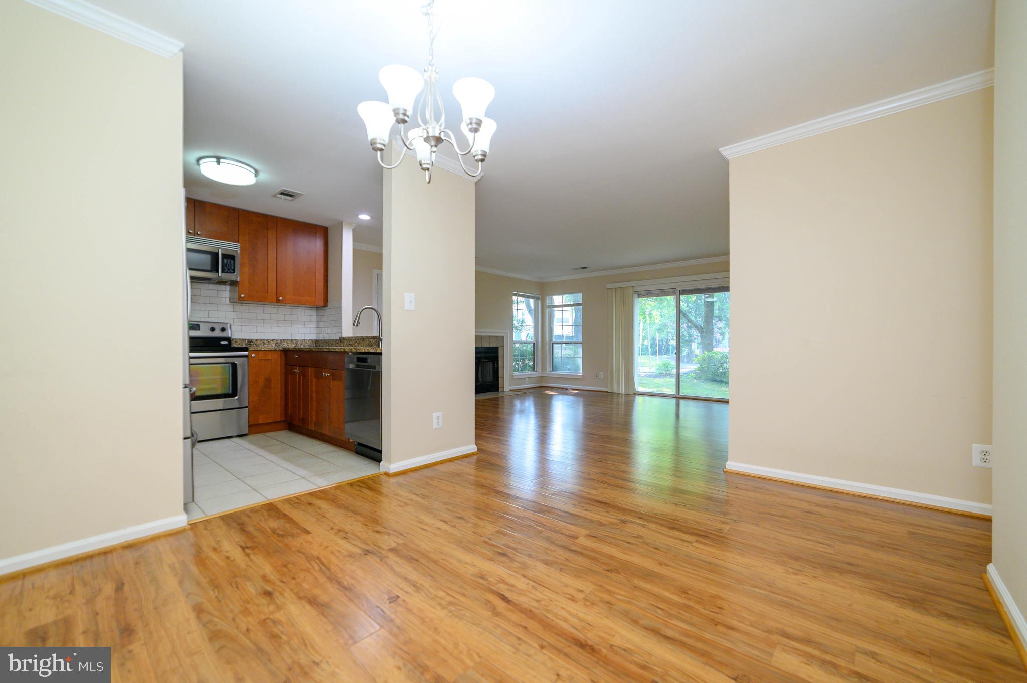 CARR AT PINECREST - Residential