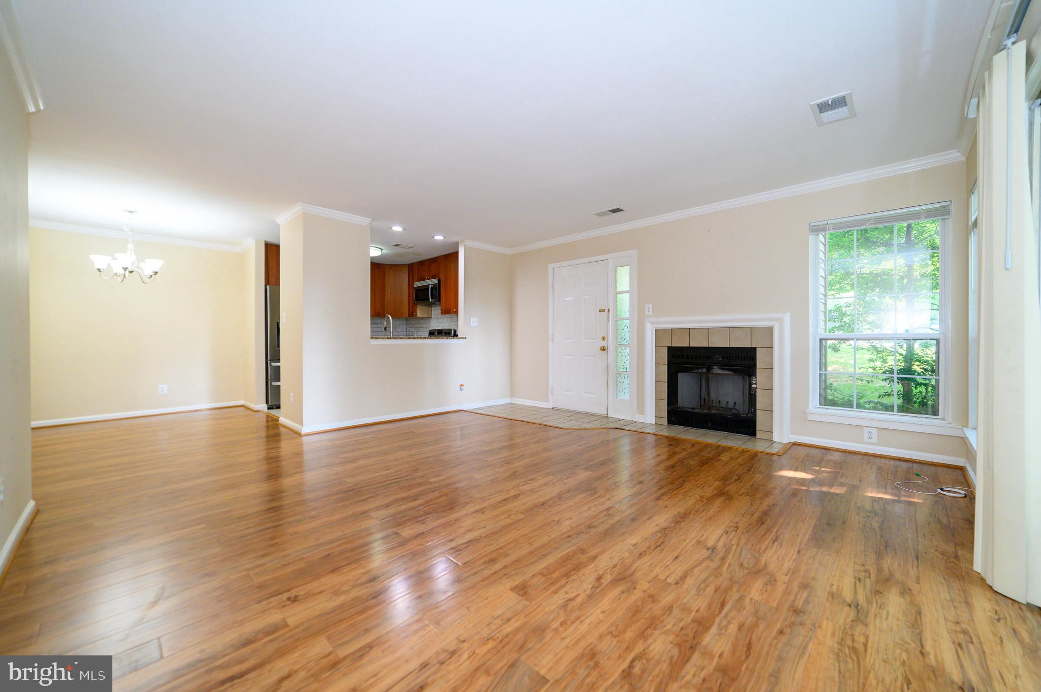 CARR AT PINECREST - Residential