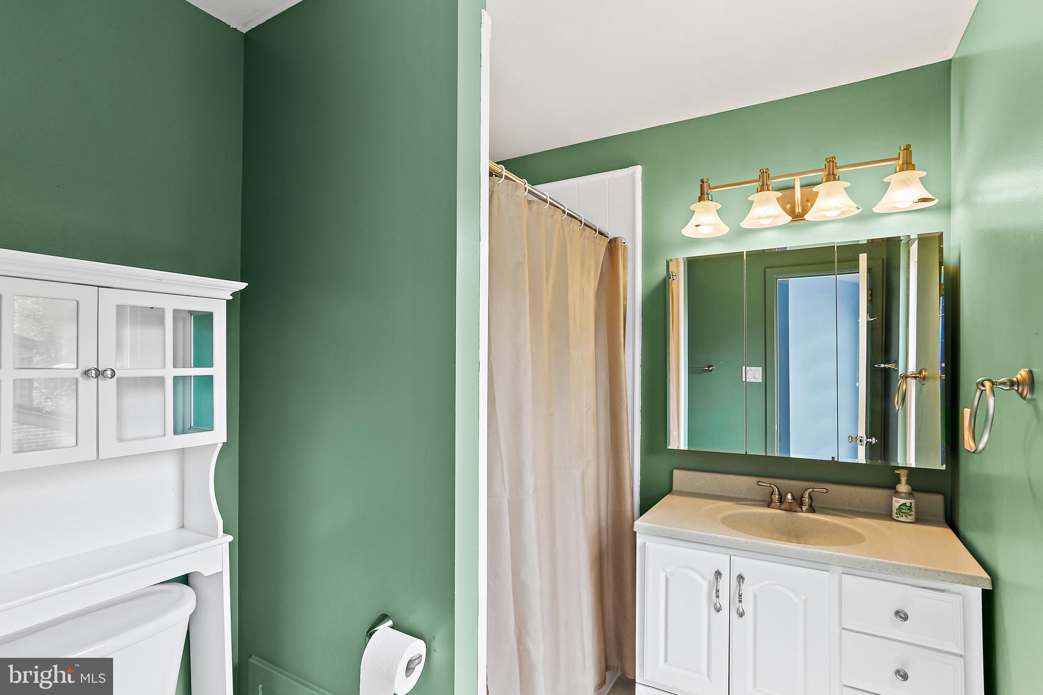 MCGILL COMMON - Residential Lease