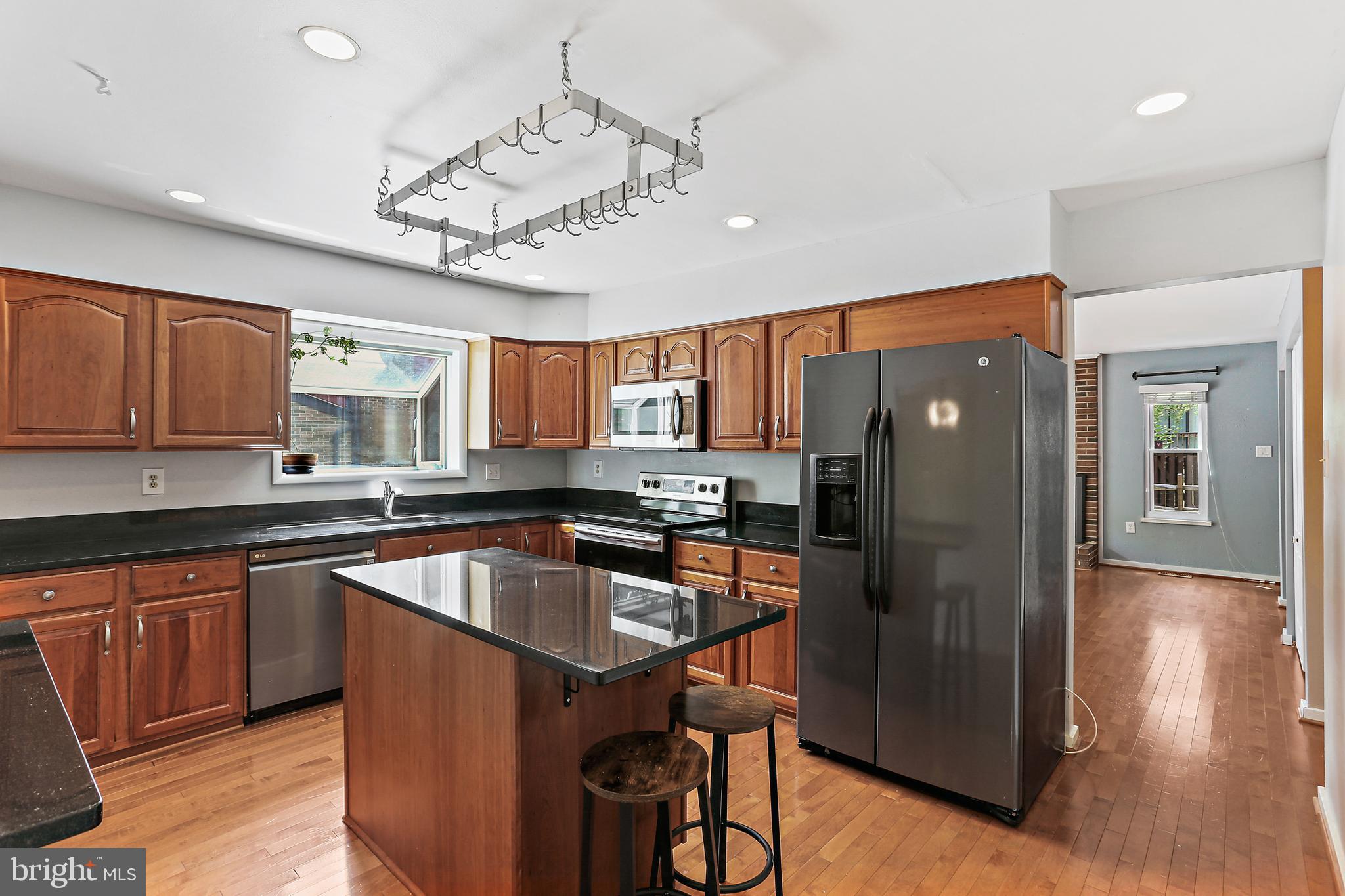 MCGILL COMMON - Residential Lease