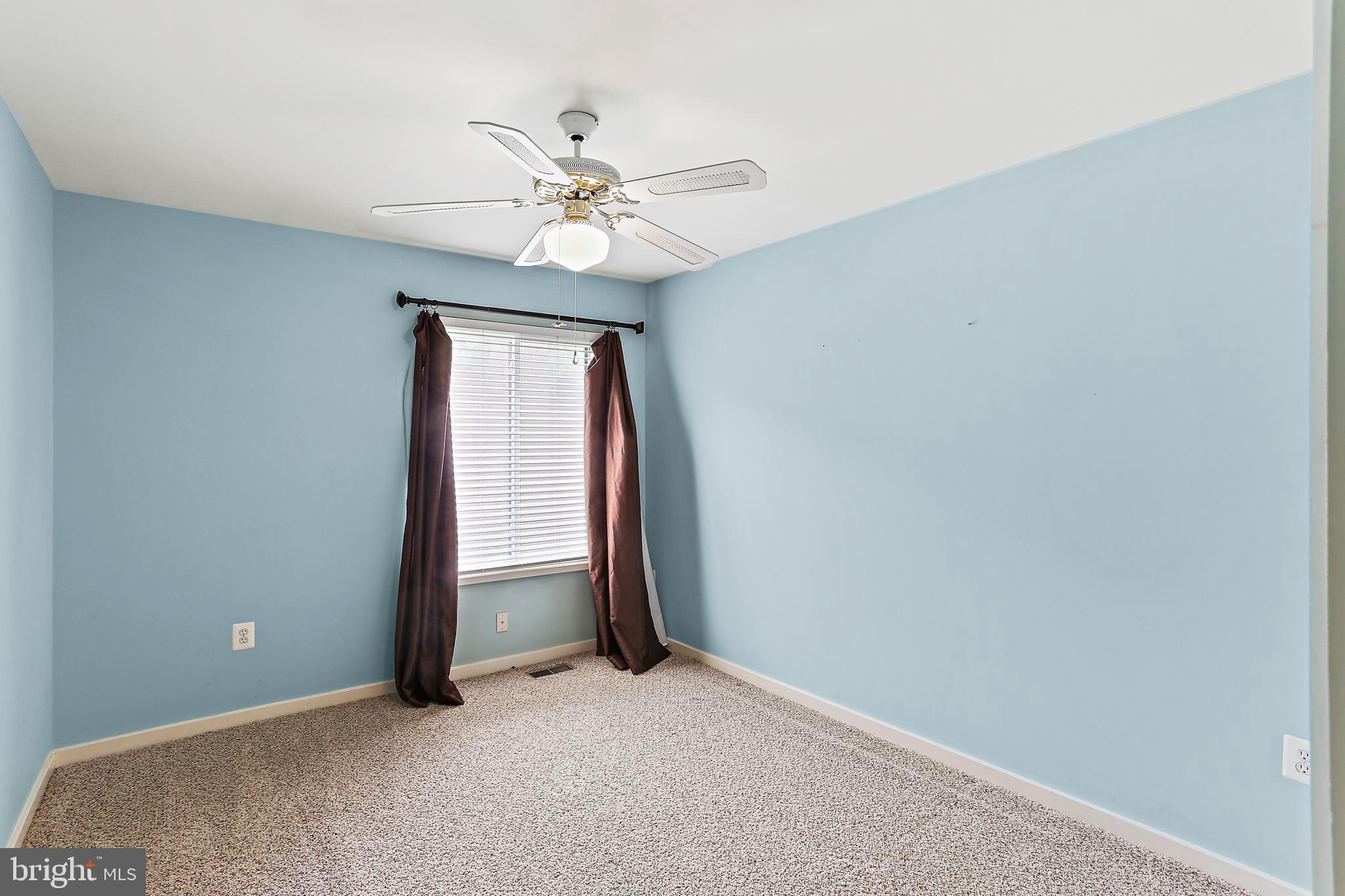 MCGILL COMMON - Residential Lease