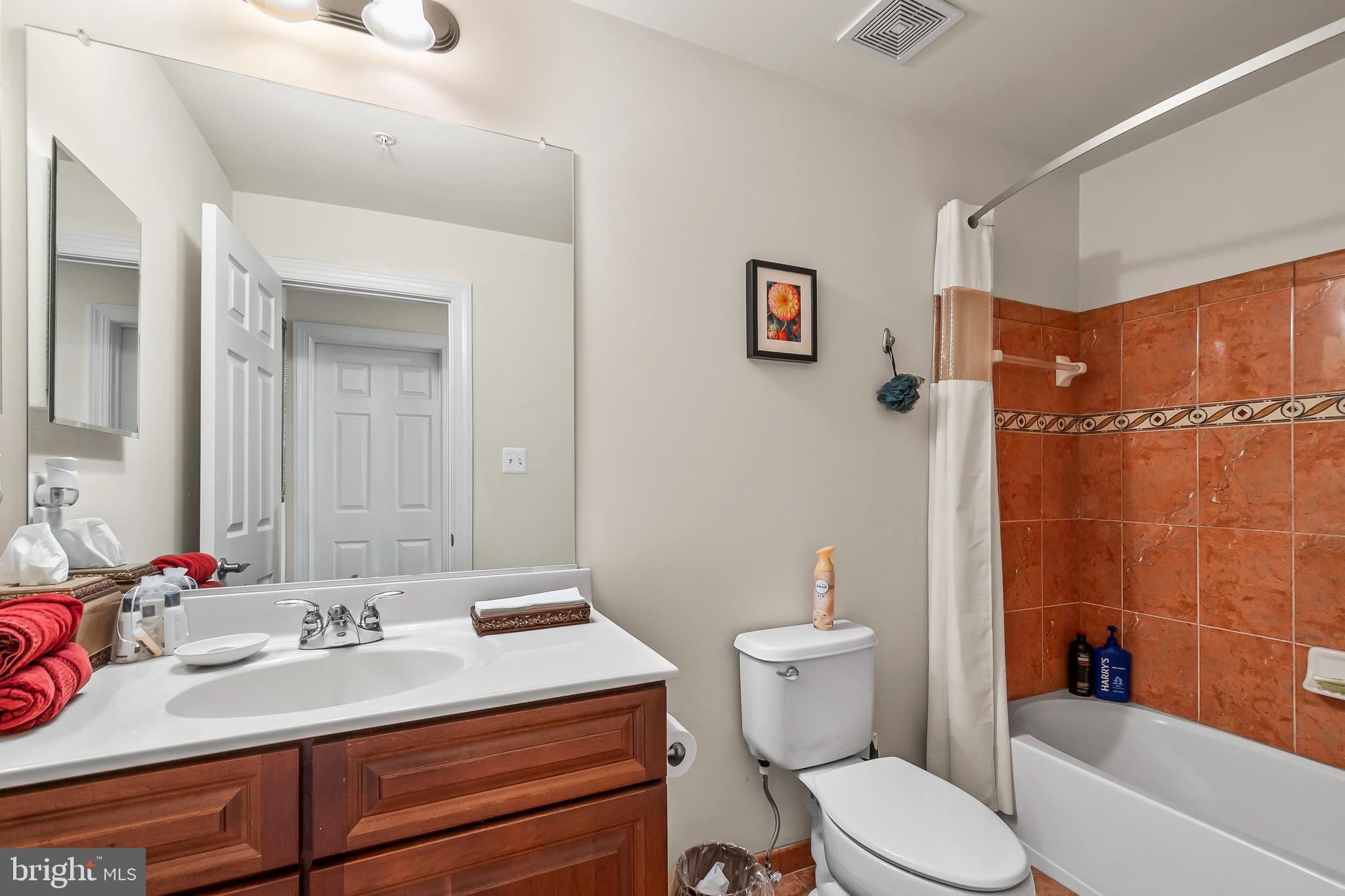 OAK CREEK - Residential