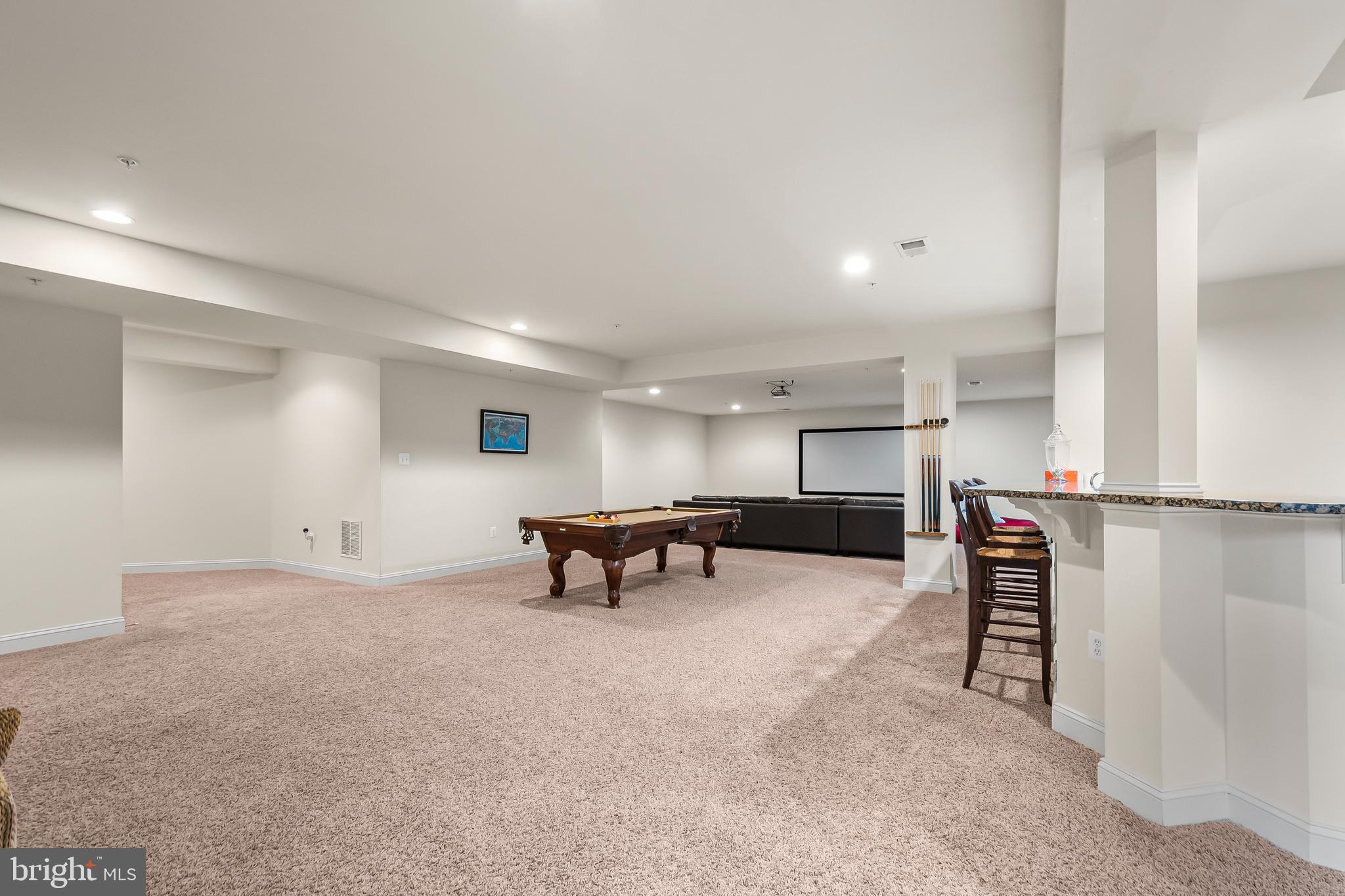 OAK CREEK - Residential