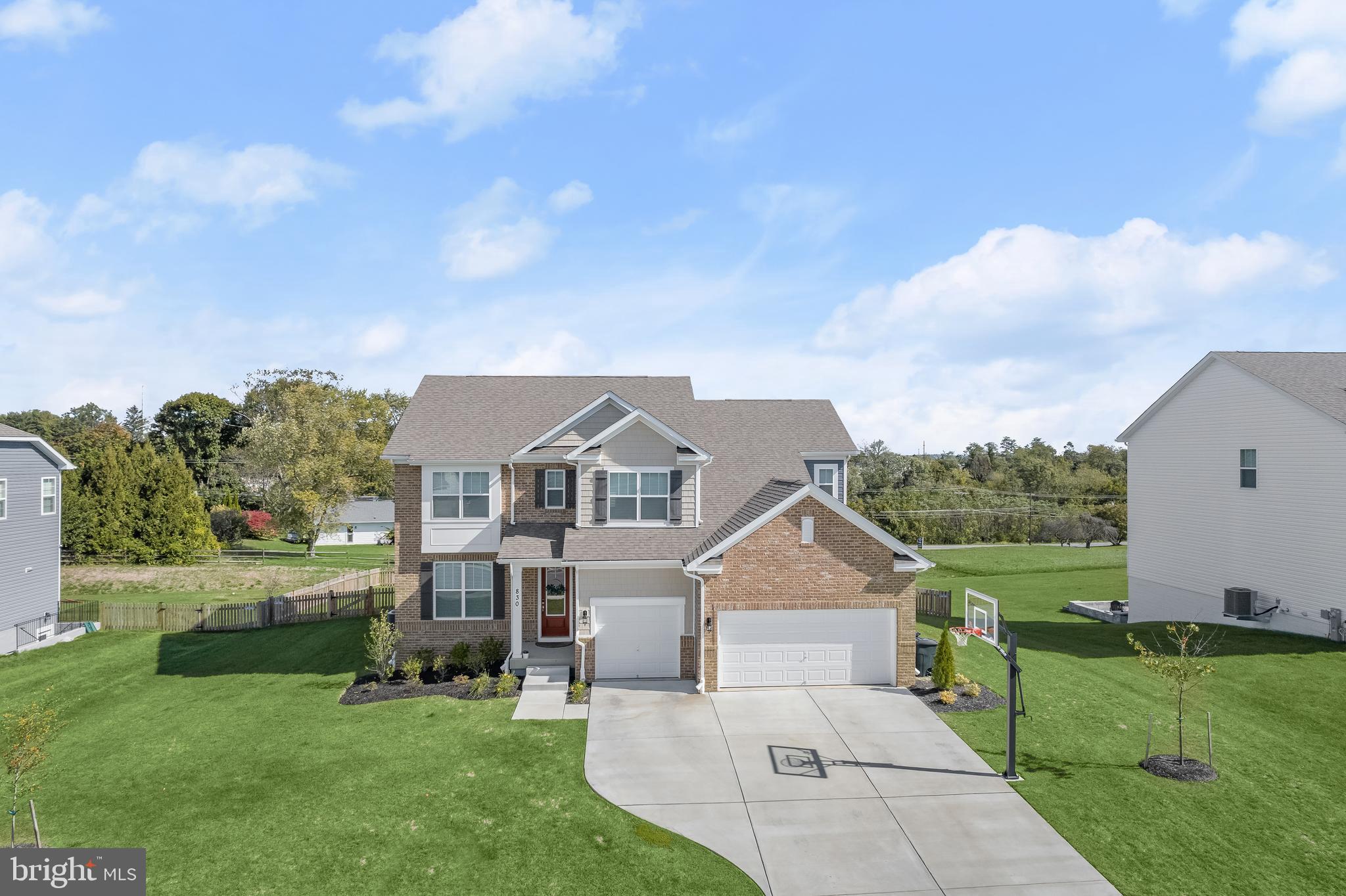 STONEGATE - Residential