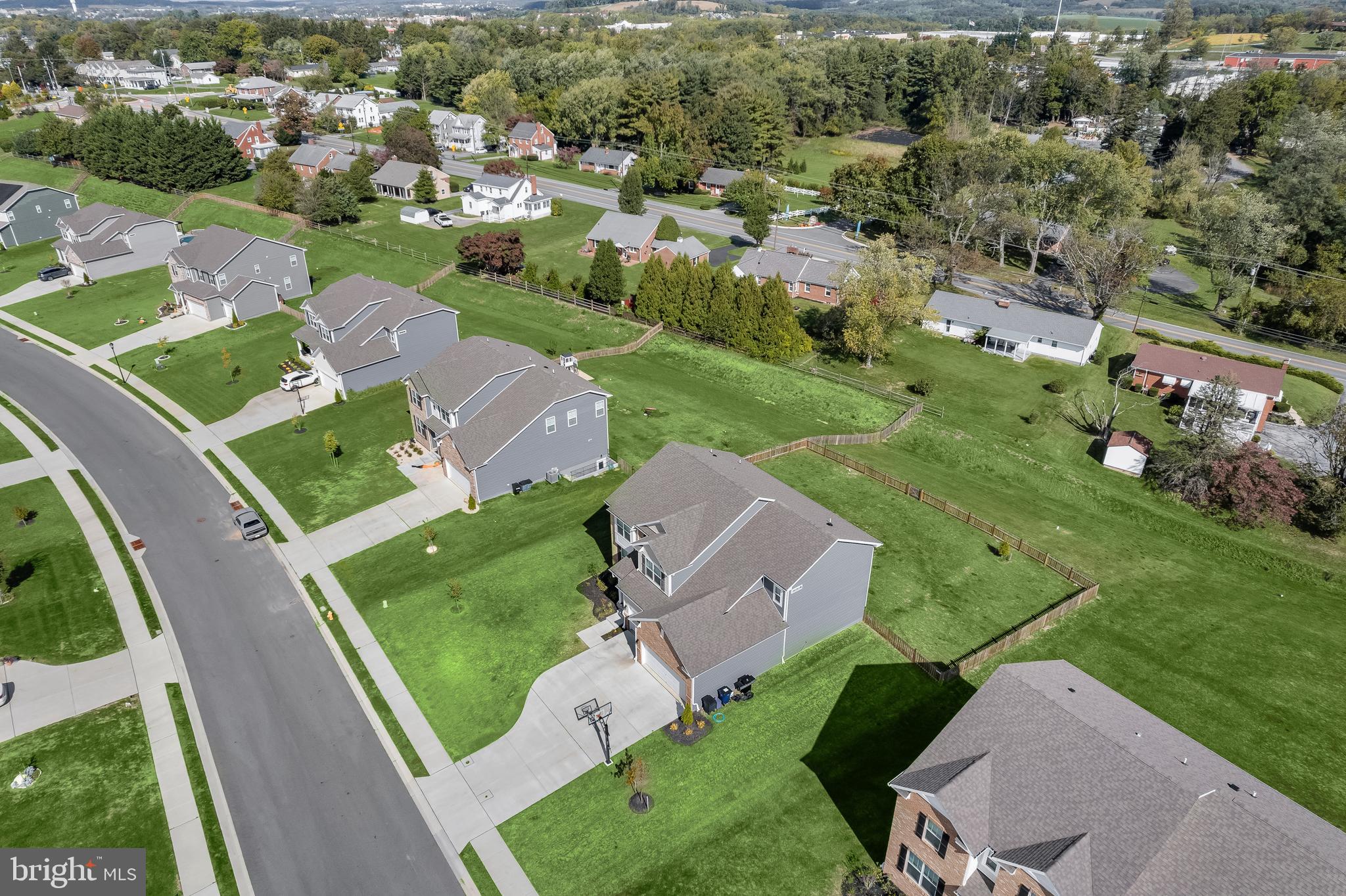 STONEGATE - Residential