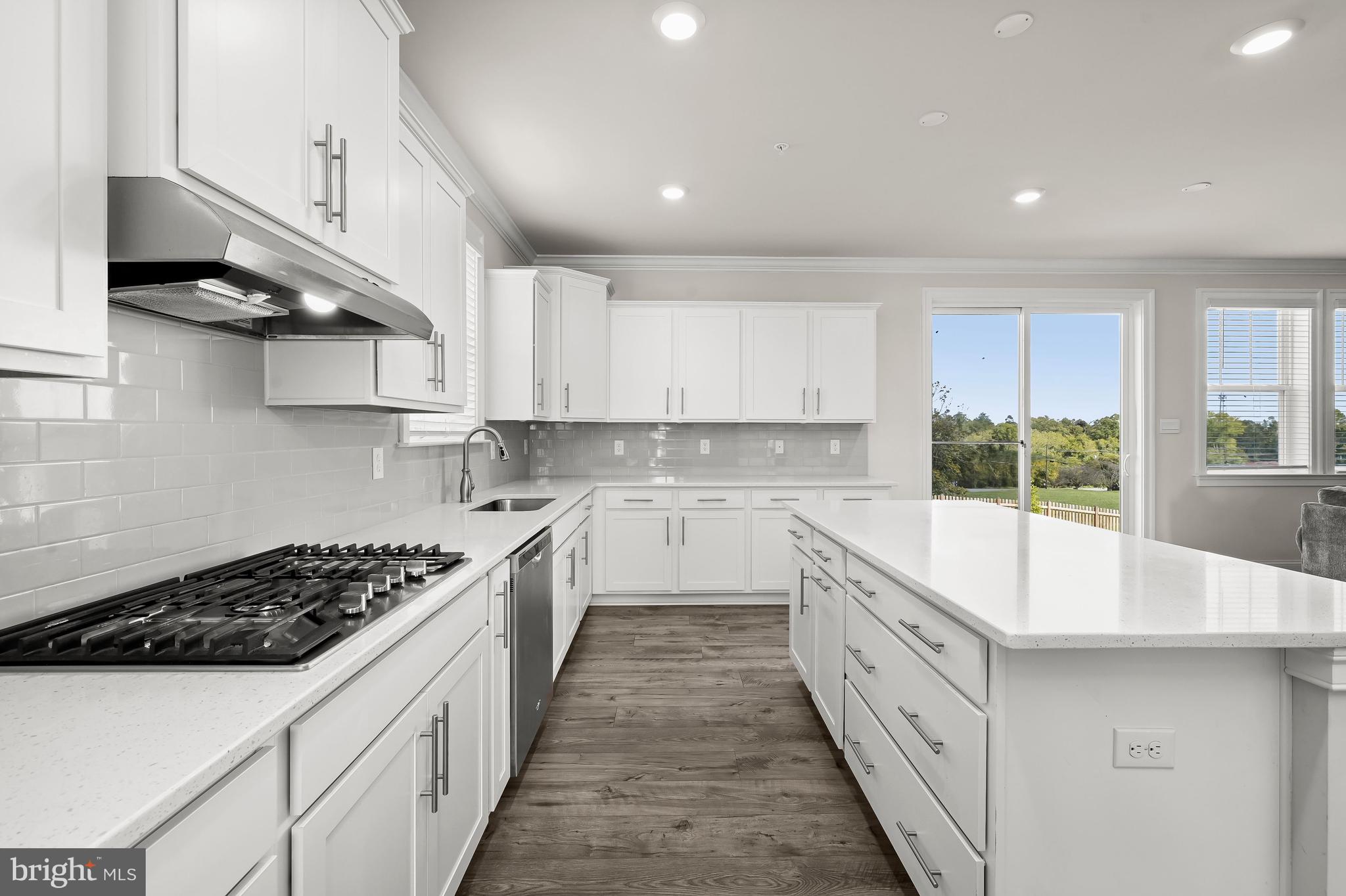 STONEGATE - Residential