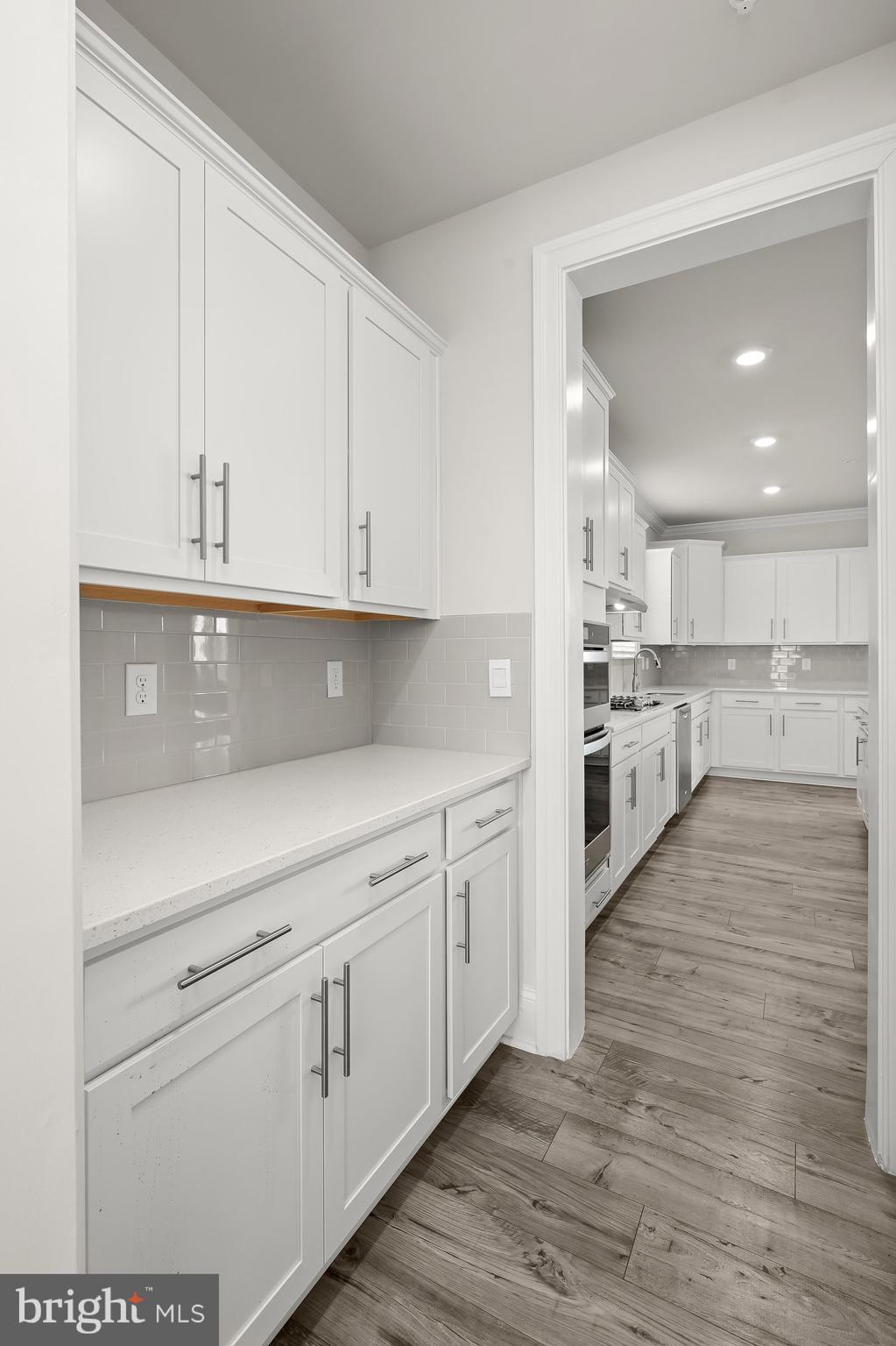 STONEGATE - Residential