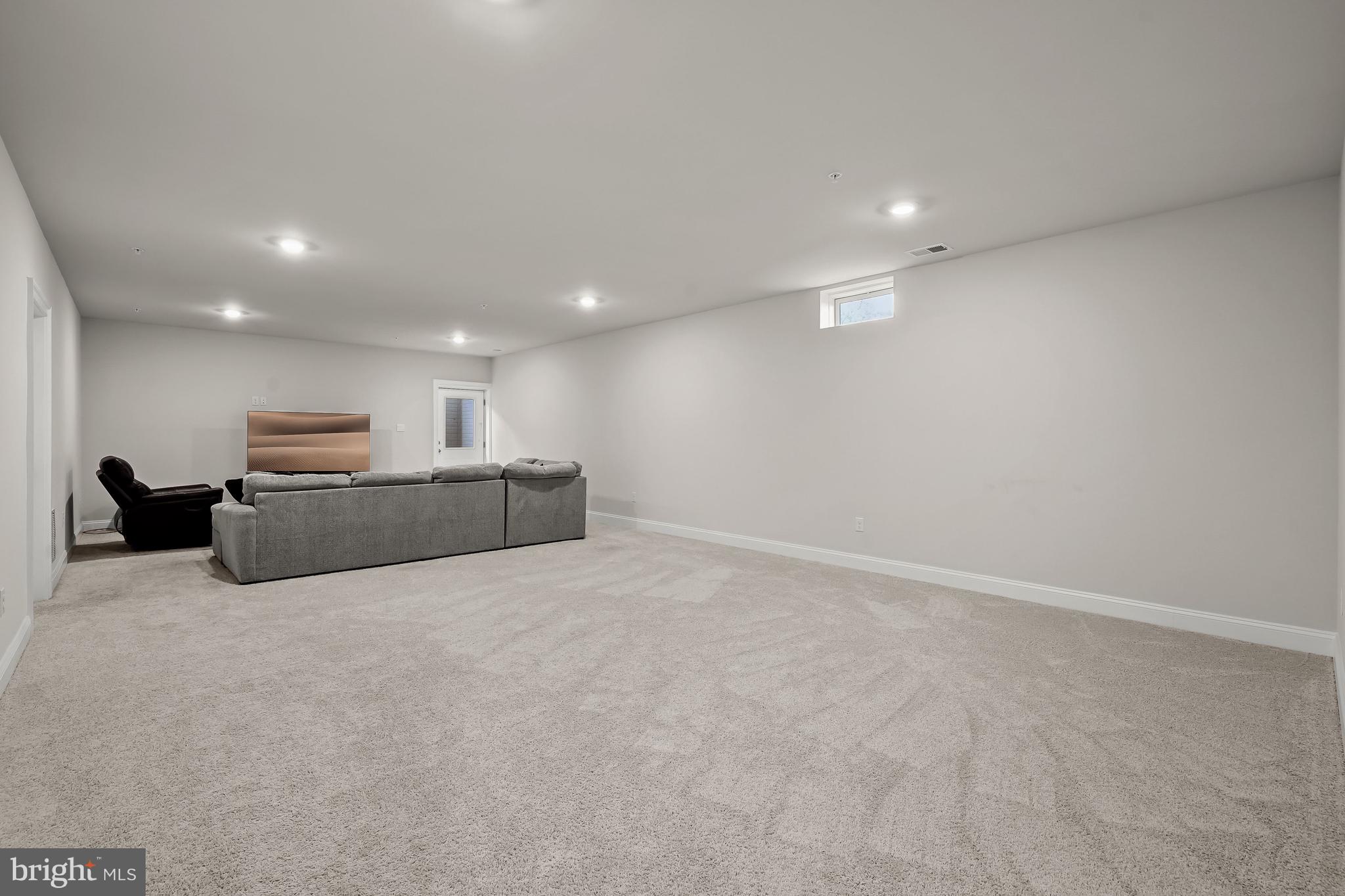 STONEGATE - Residential