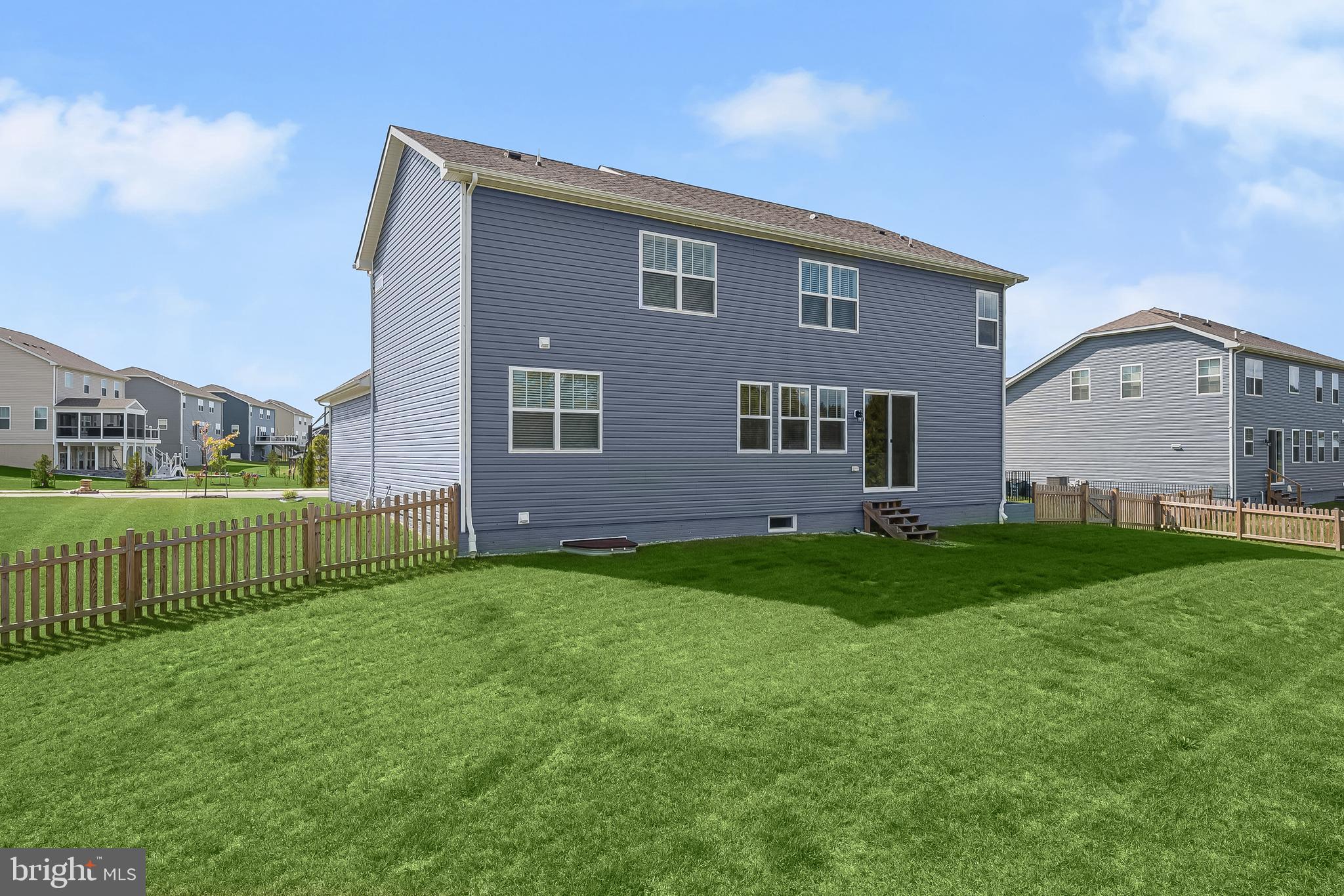 STONEGATE - Residential