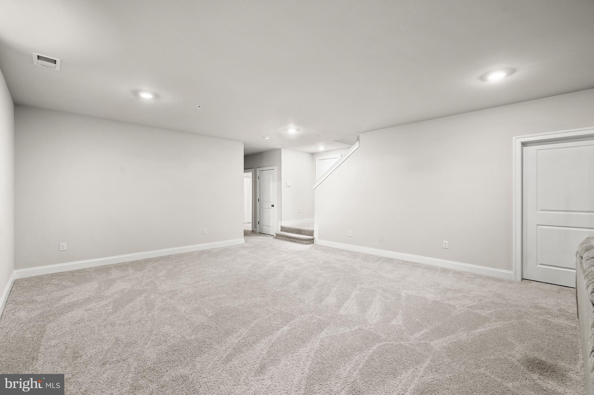 STONEGATE - Residential