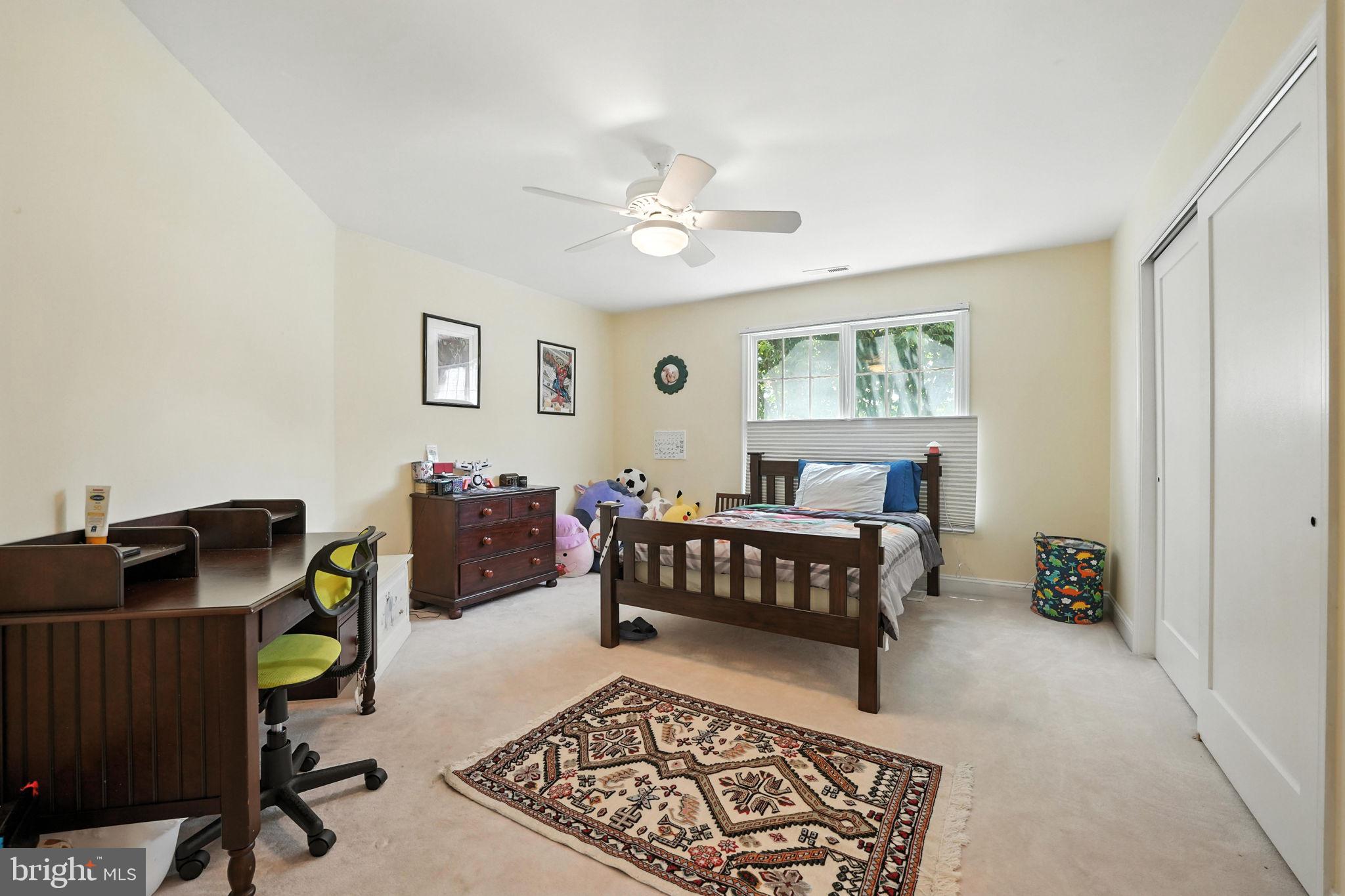 HUNTER MILL ESTATES - Residential