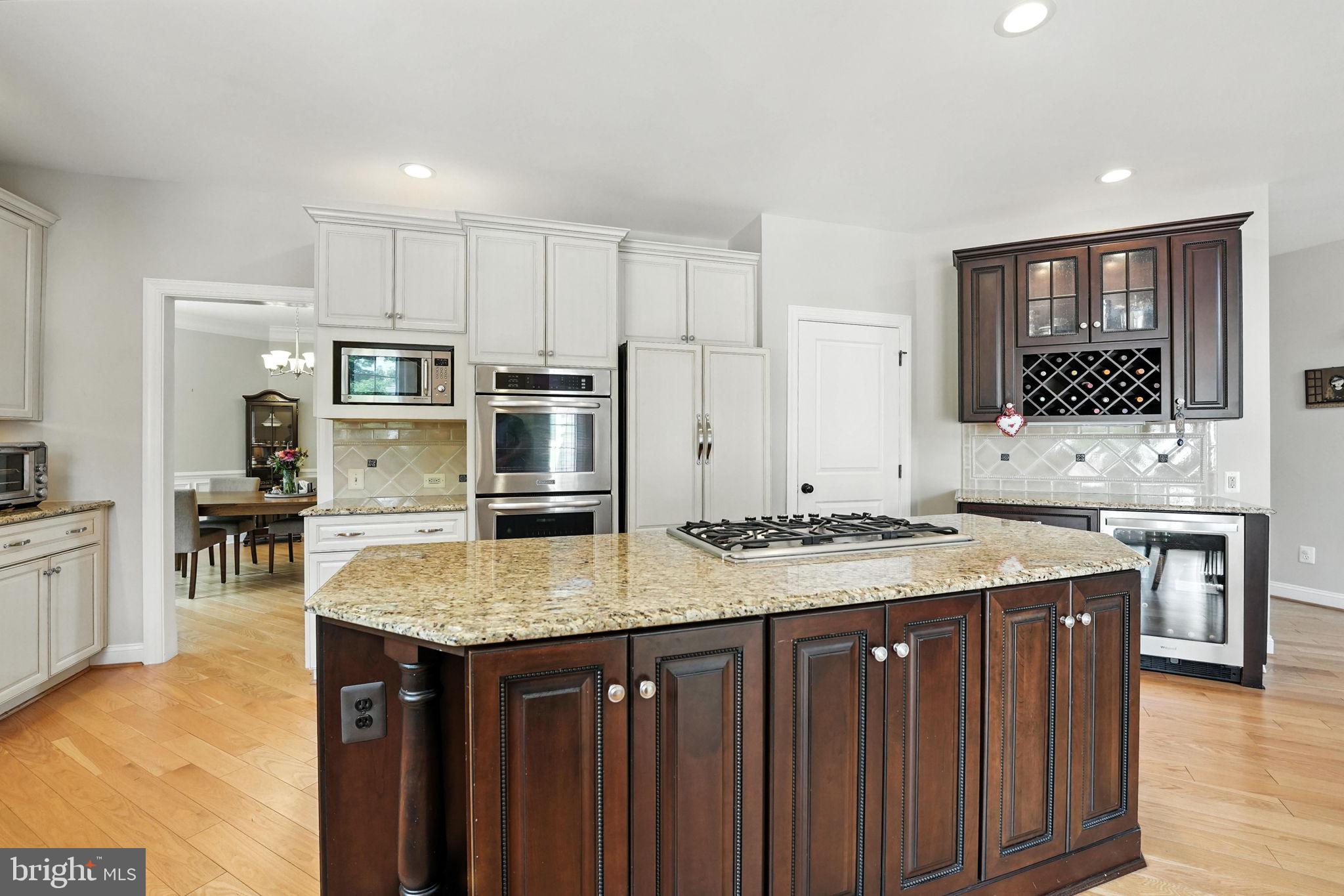 HUNTER MILL ESTATES - Residential