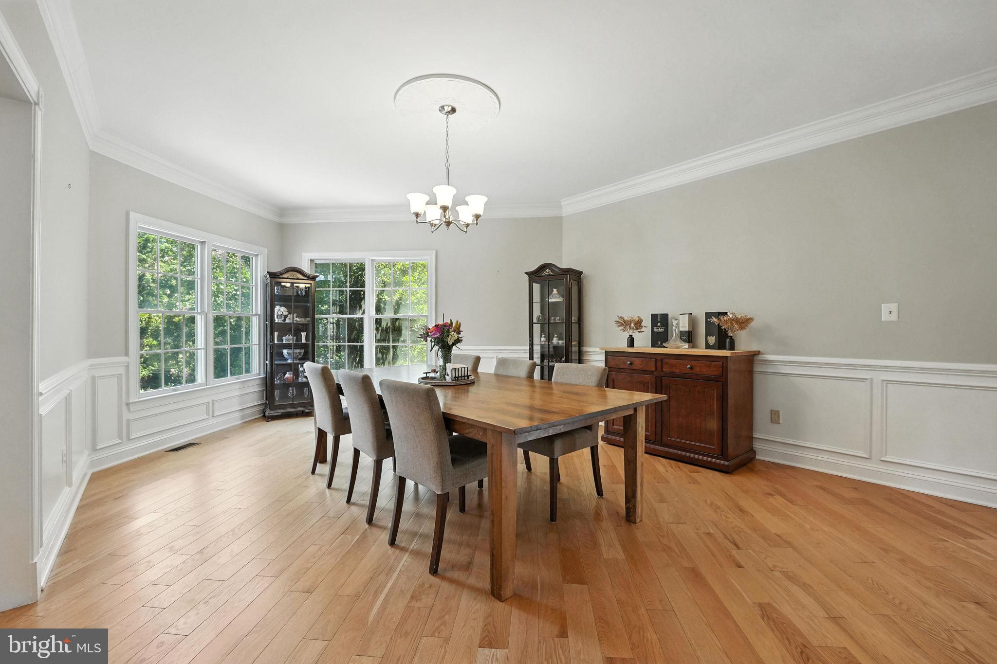 HUNTER MILL ESTATES - Residential