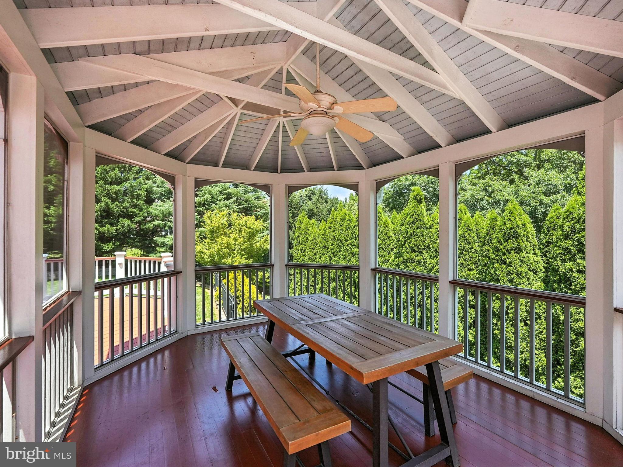 HUNTER MILL ESTATES - Residential