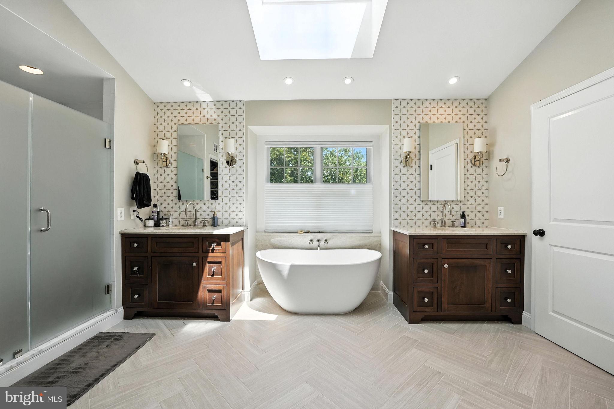 HUNTER MILL ESTATES - Residential