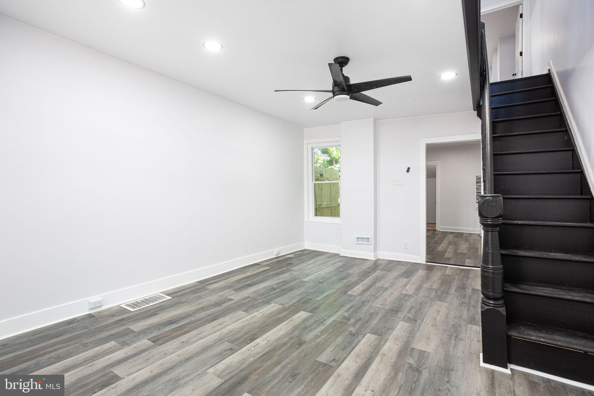 3856 FOLSOM STREET