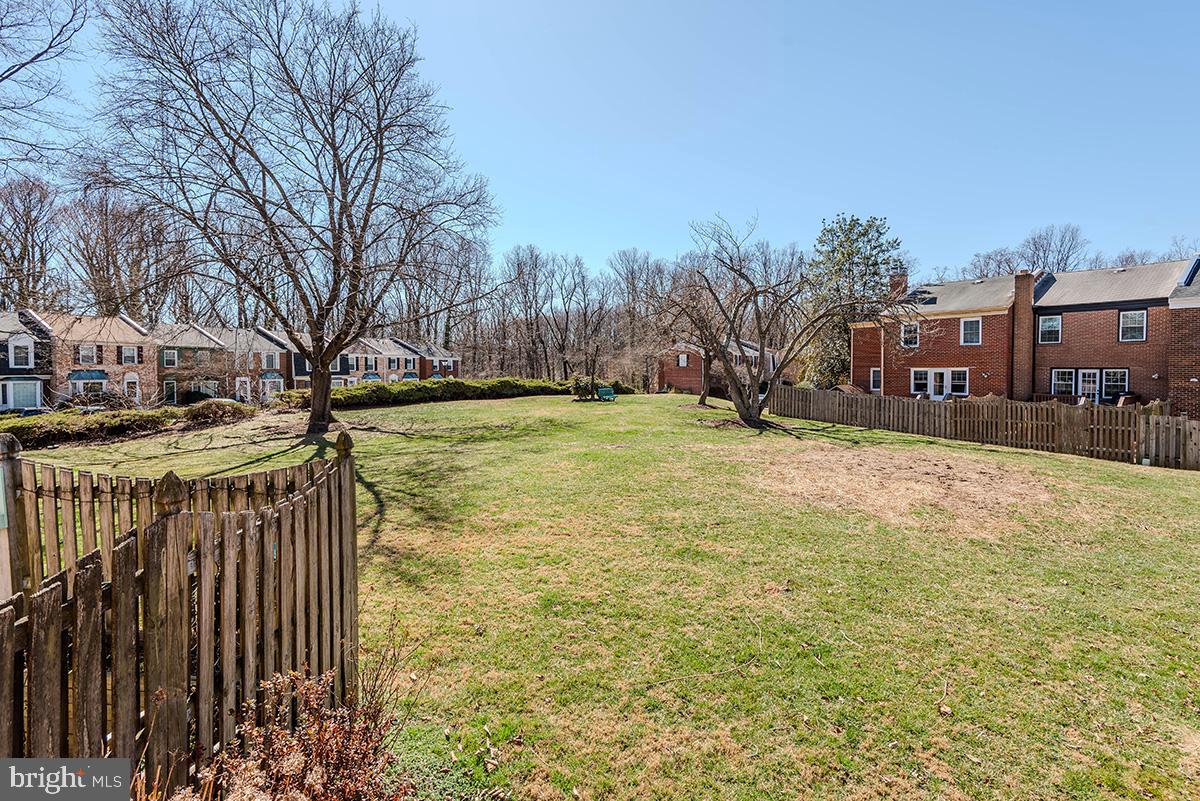 BAY HILLS TANGLEWOOD - Residential