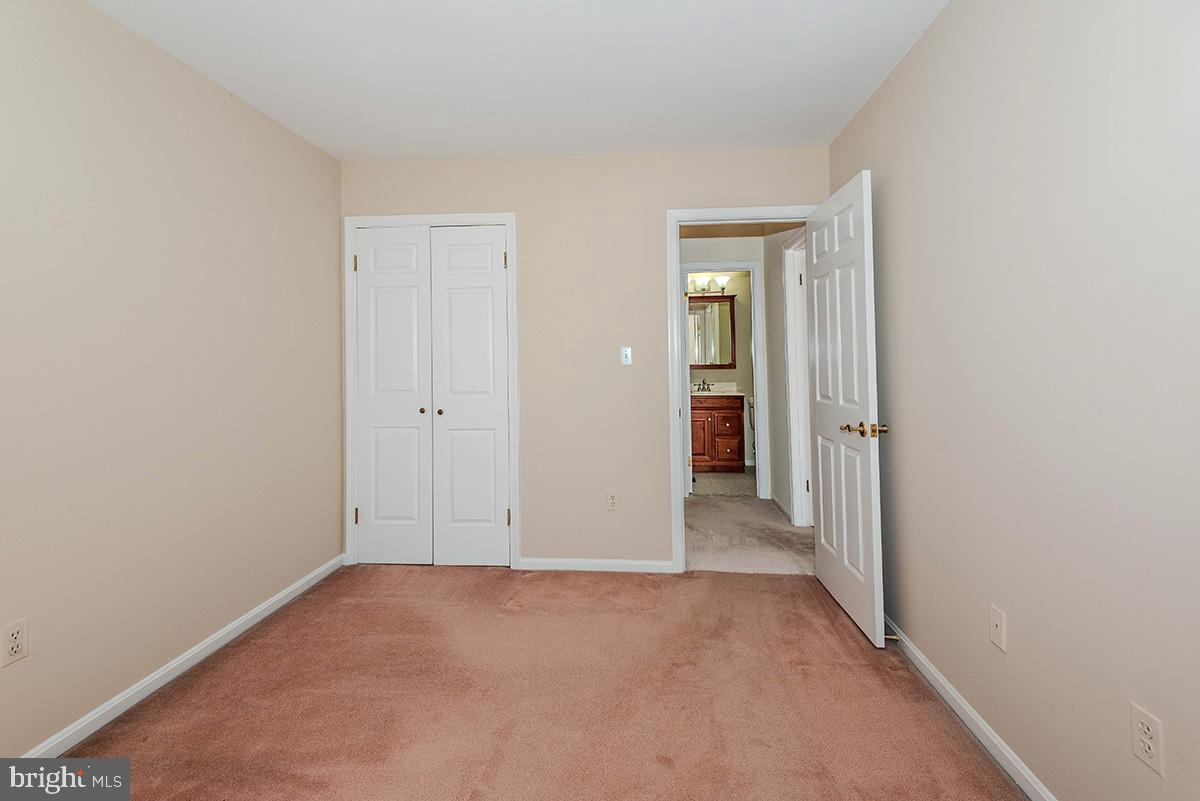 BAY HILLS TANGLEWOOD - Residential